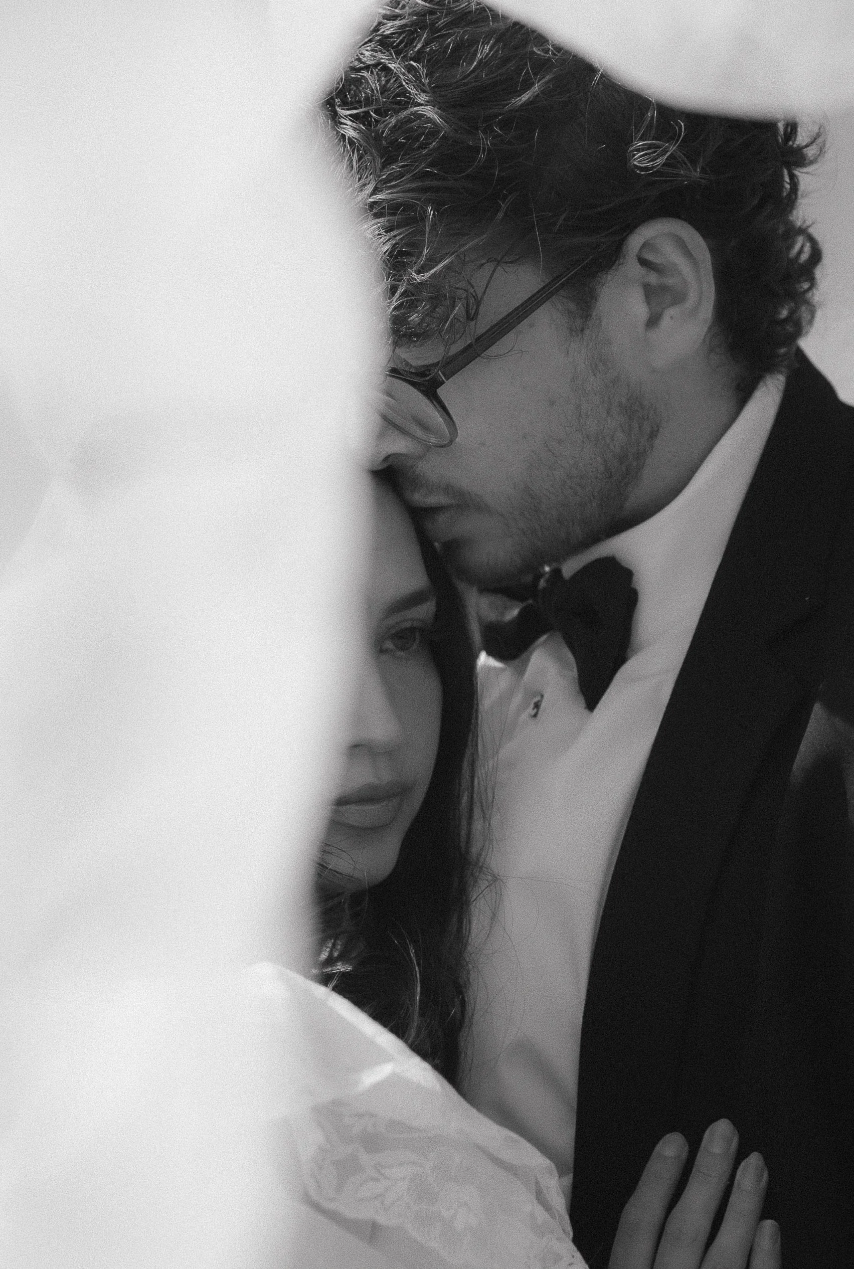 Editorial elopement photographer. Seattle couples photographer. Cinematic, documentary style photographer. PNW, Seattle, Portland, Oregon elopement and couples photographer specializing in candid and dreamy photos.