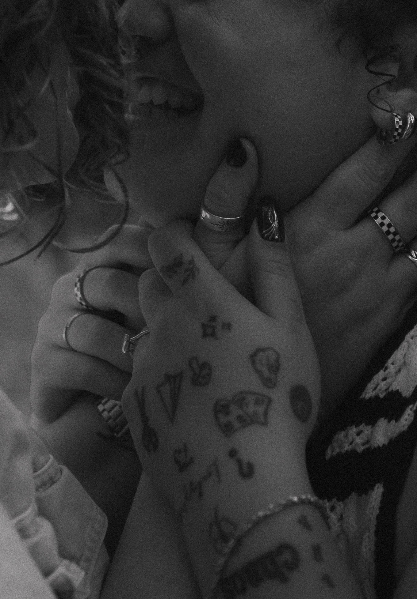 Cinematic, documentary style photographer. PNW, Seattle, Portland, Oregon elopement and couples photographer specializing in candid and dreamy photos. Queer friendly Oregon photographer, queer engagement session, queer photoshoot, queer engagement