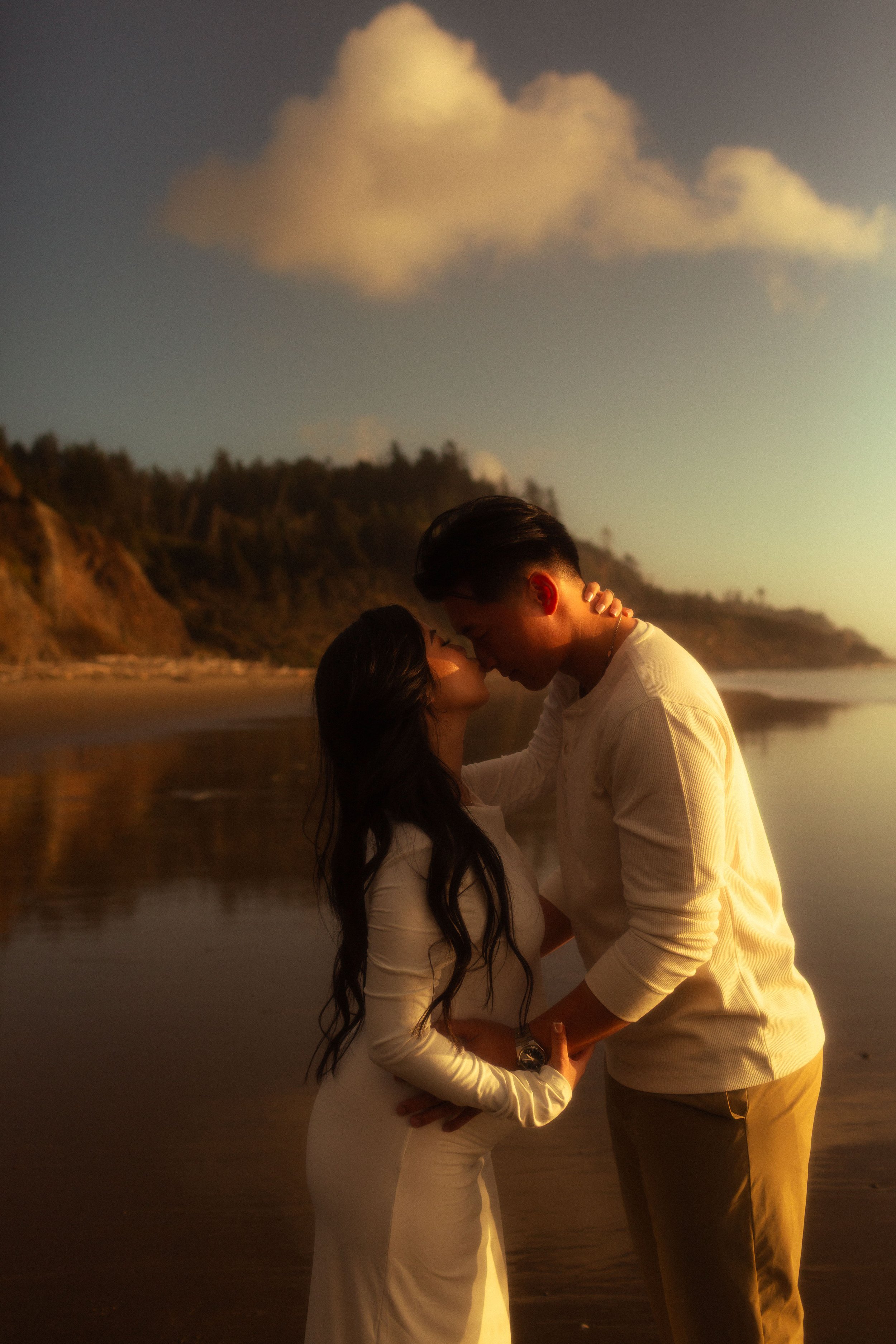 Cinematic, documentary style photographer. PNW, Seattle, Portland, Oregon elopement and couples photographer specializing in candid and dreamy photos. Oregon coast photographer. Oregon coast cinematic photoshoot.
