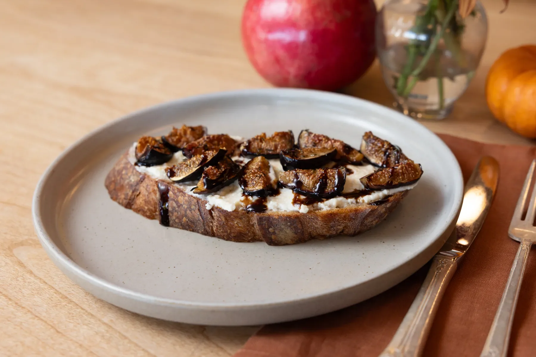 Fig toast