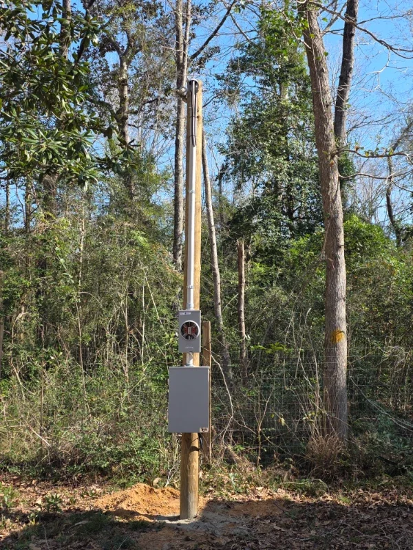 200 Amp Meter Pole Installation