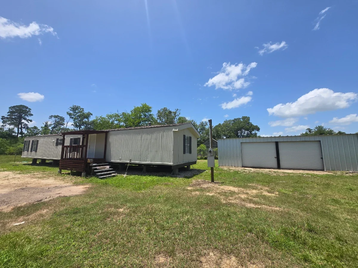 200 Amp Meter Poles Built for Your Energy Provider