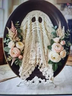Ghost Portrait Decor - 10/29 @ 5pm