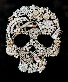 Sparkling Trinket Skulls & Pumpkins - 10/30 @ 4pm