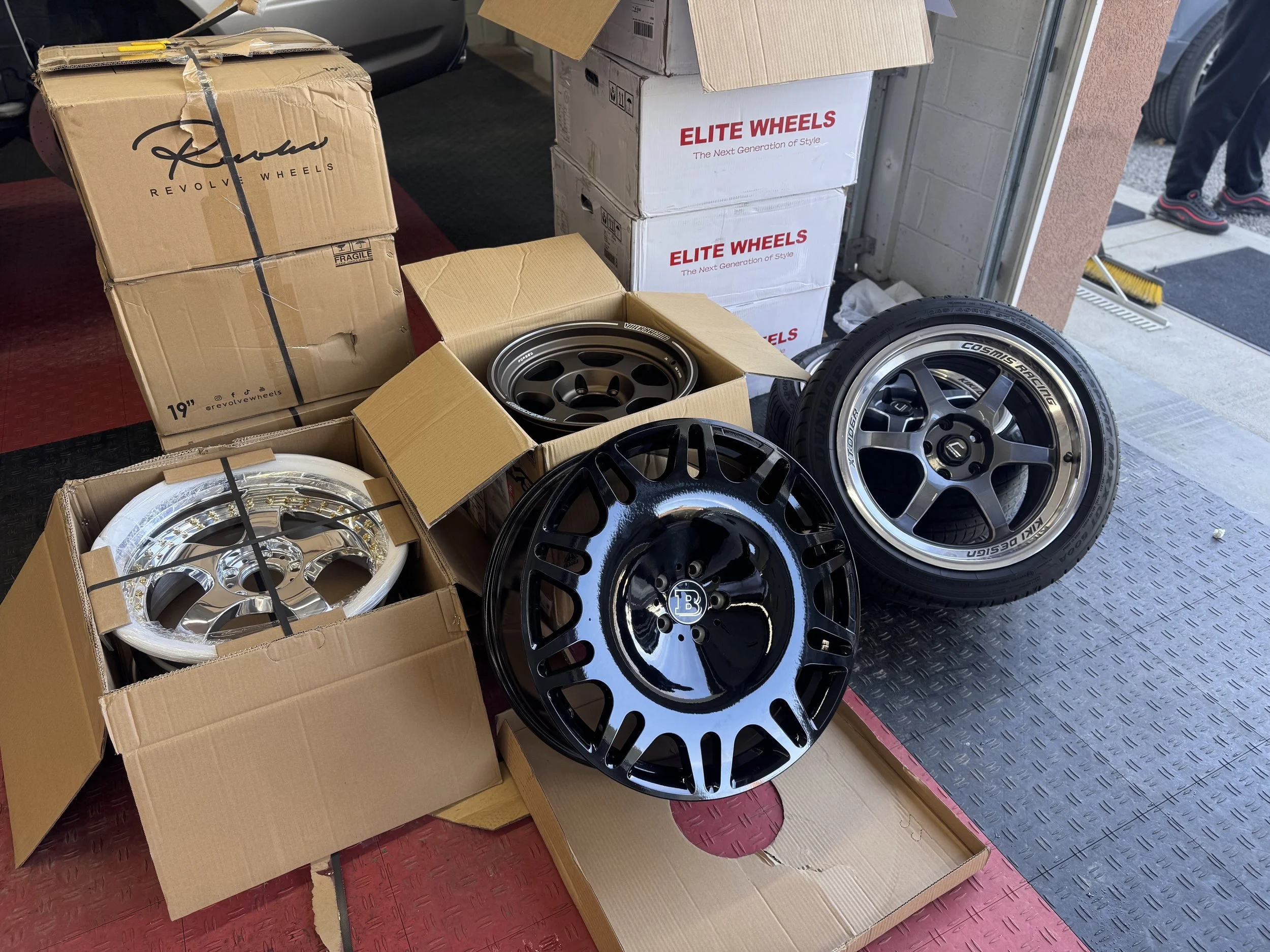 Custom Wheels for s63 amg, custom wheels for bmw m5 e39, custom wheels for 2023 wrx, custom wheels for tundra trd