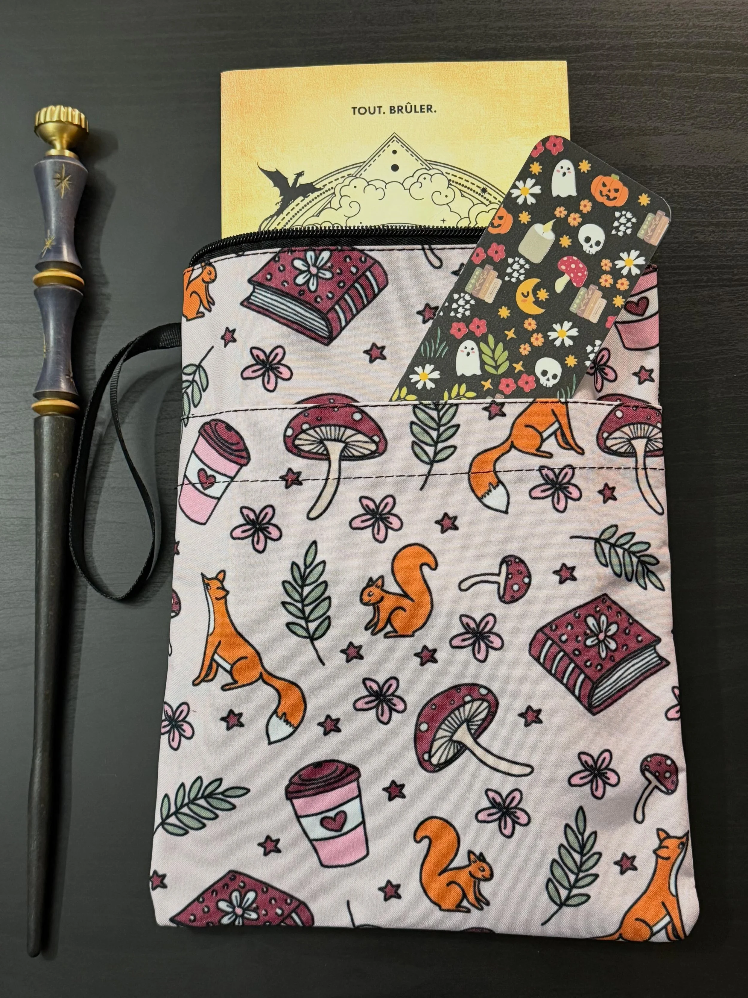 Booksleeve - Livre, café, nature