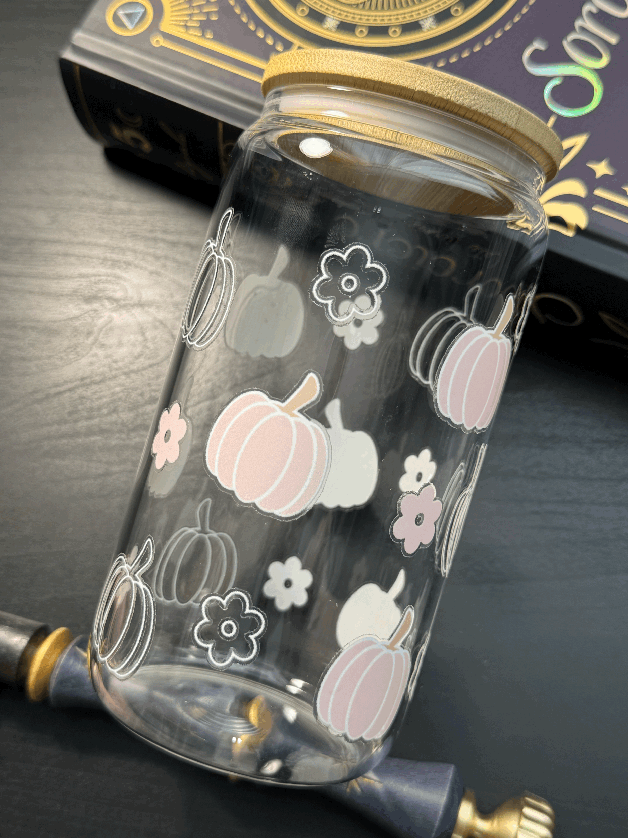 Tasse et paille en verre avec couvercle - Modèle TVC008