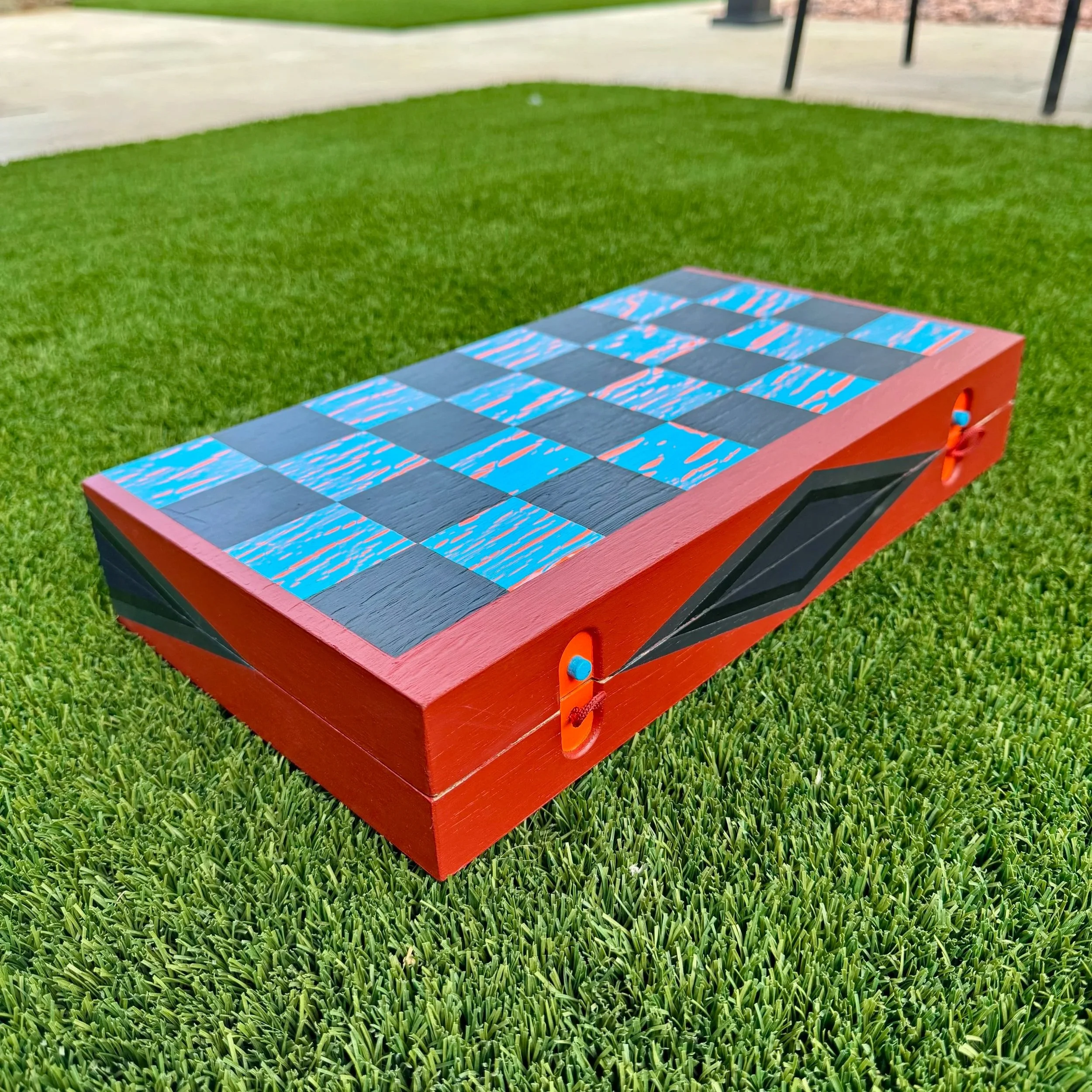 chess+set+closed+4+of+7.jpg