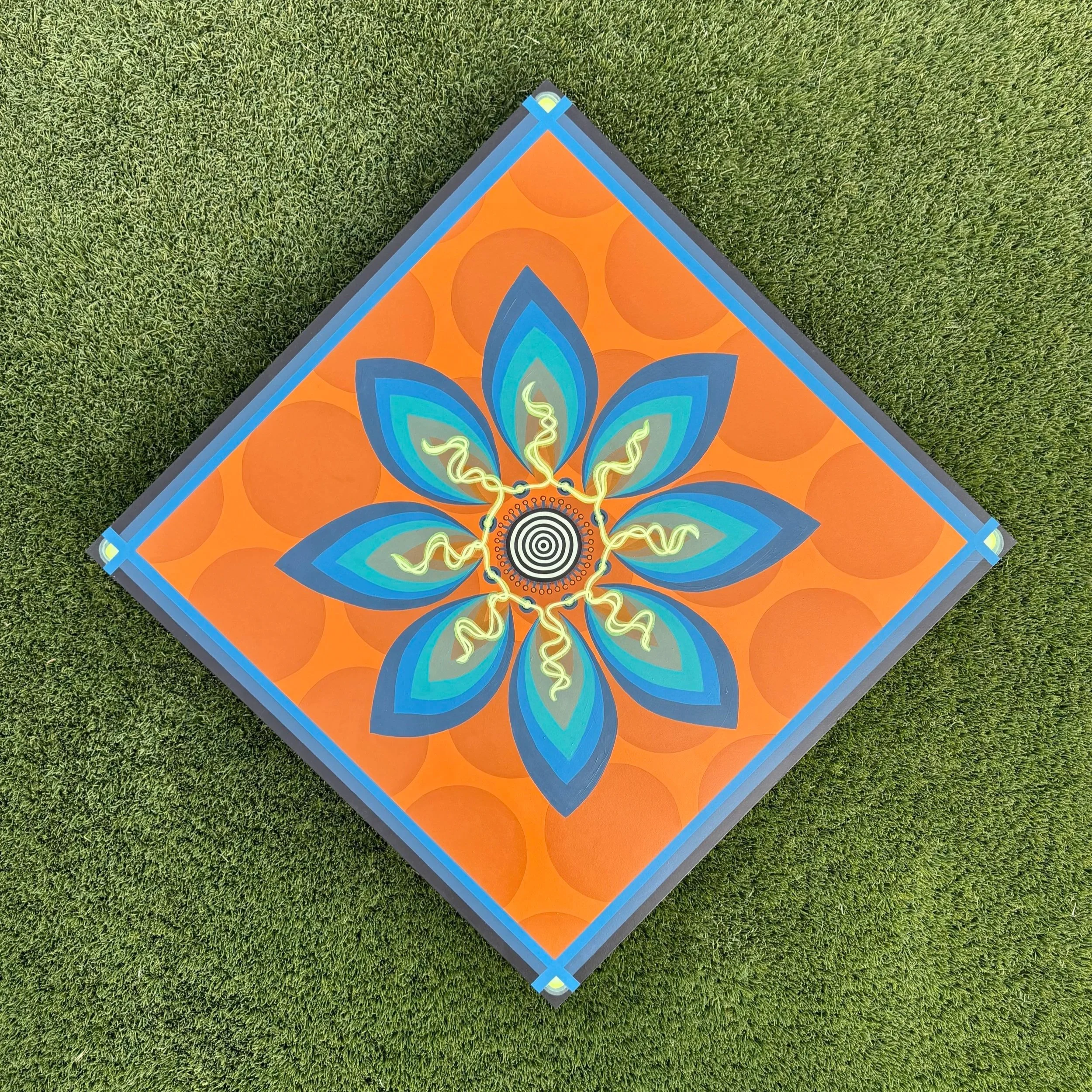 electric+daisy+bolt+grass.jpg