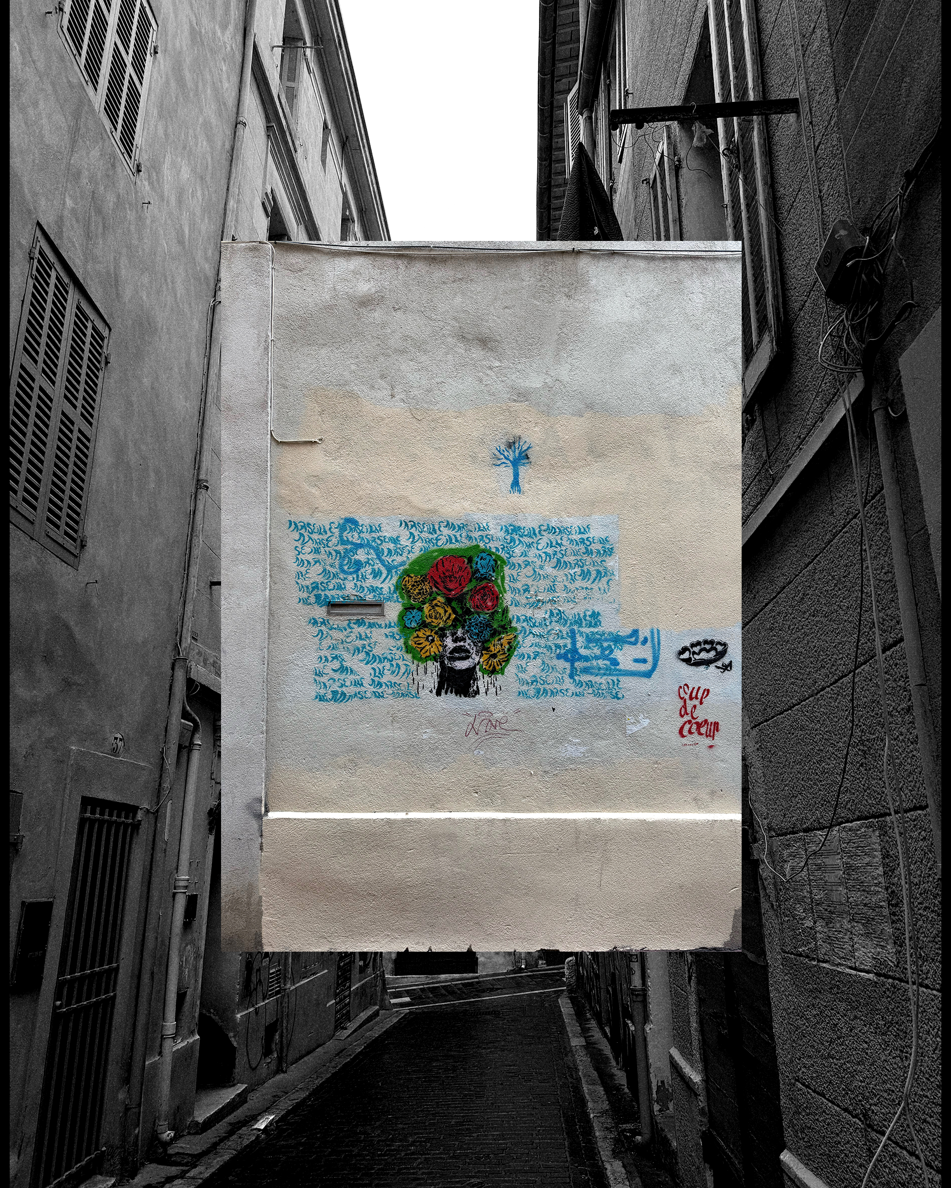 "Undefinable Marseille" | An Essay by Teodora Nicolae | The Observatory | on : journeying | teodoranicolae.com | pictured : Marseille, France | photography by Teodora Nicolae | © 2026 all rights reserved