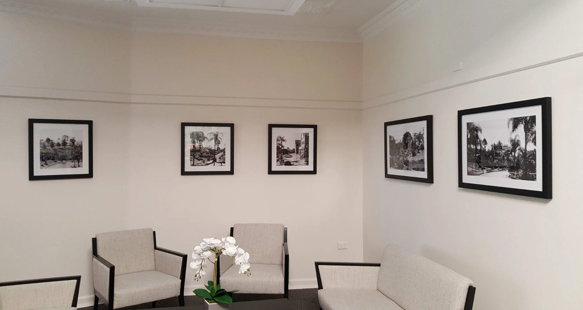 framed-printed-photos-hospital-brisbane-01.jpg