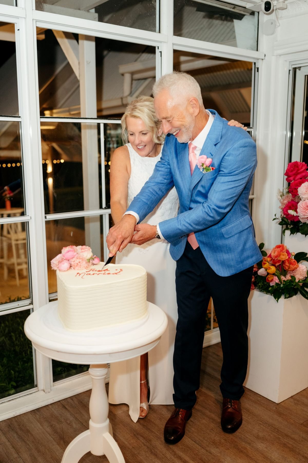 Cake cutting maleny manor