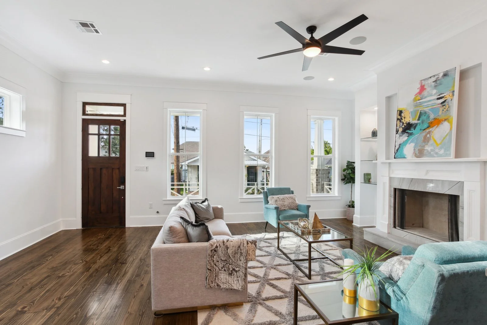 Retreat 326 Harney Living