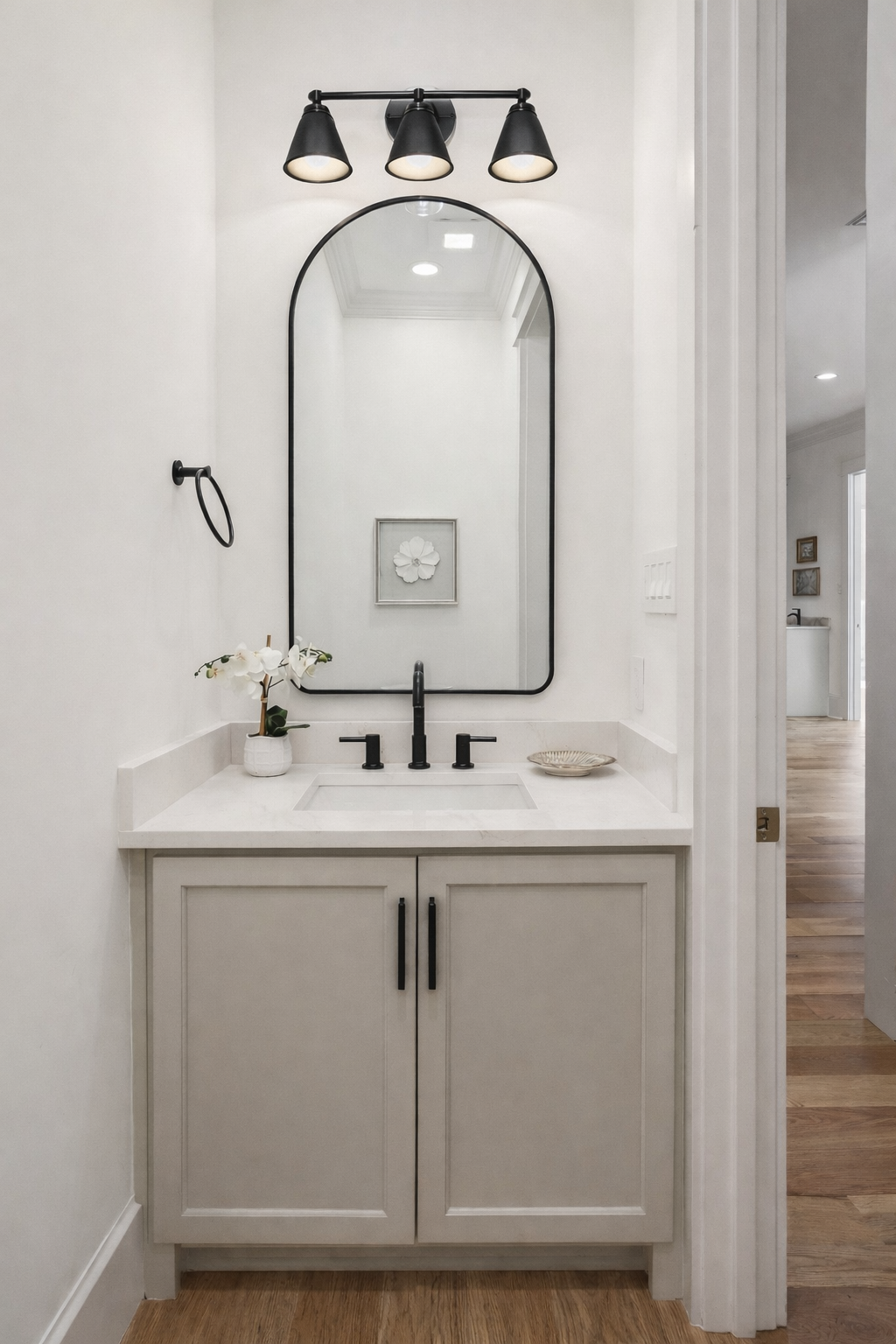 Legacy - 6924 General Haig Upstairs Powder