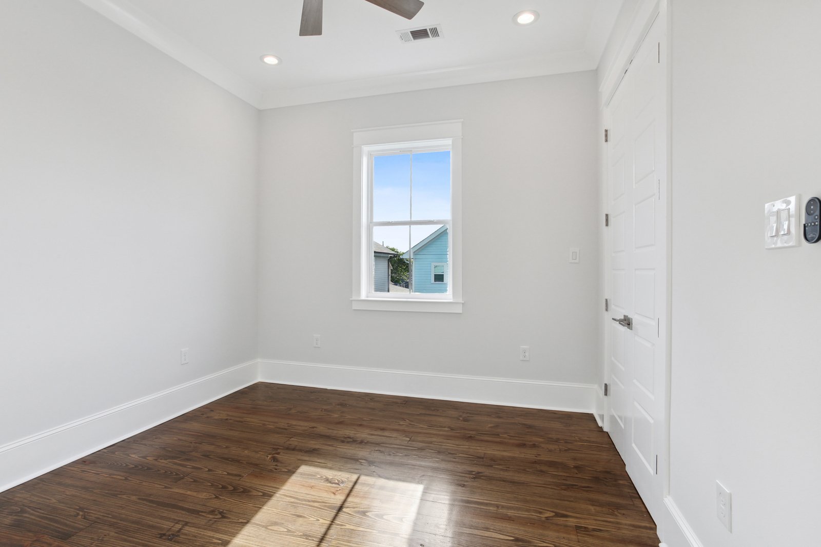 Retreat 326 Harney Bed 3