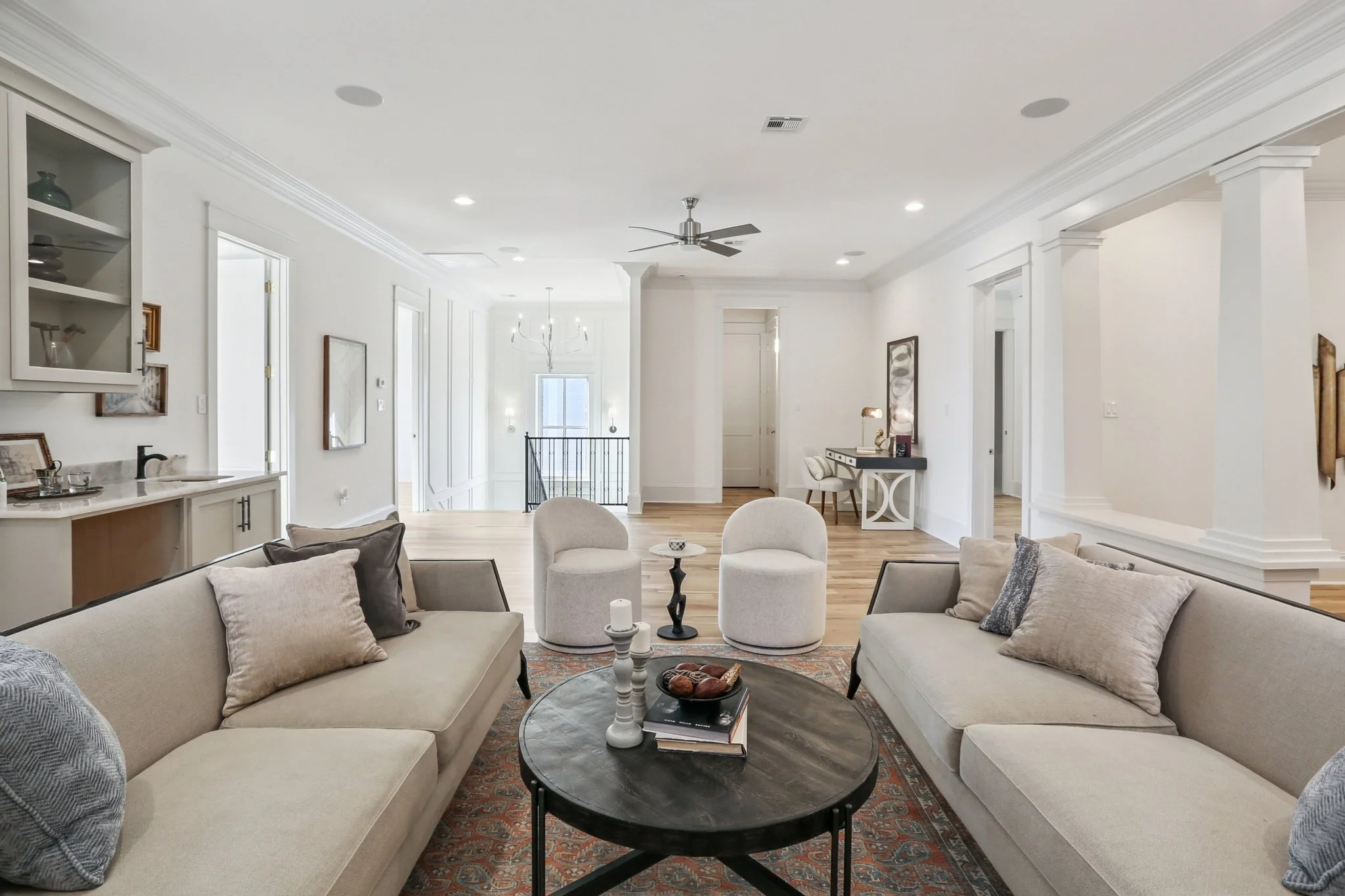 Legacy - 6924 Upstairs Den