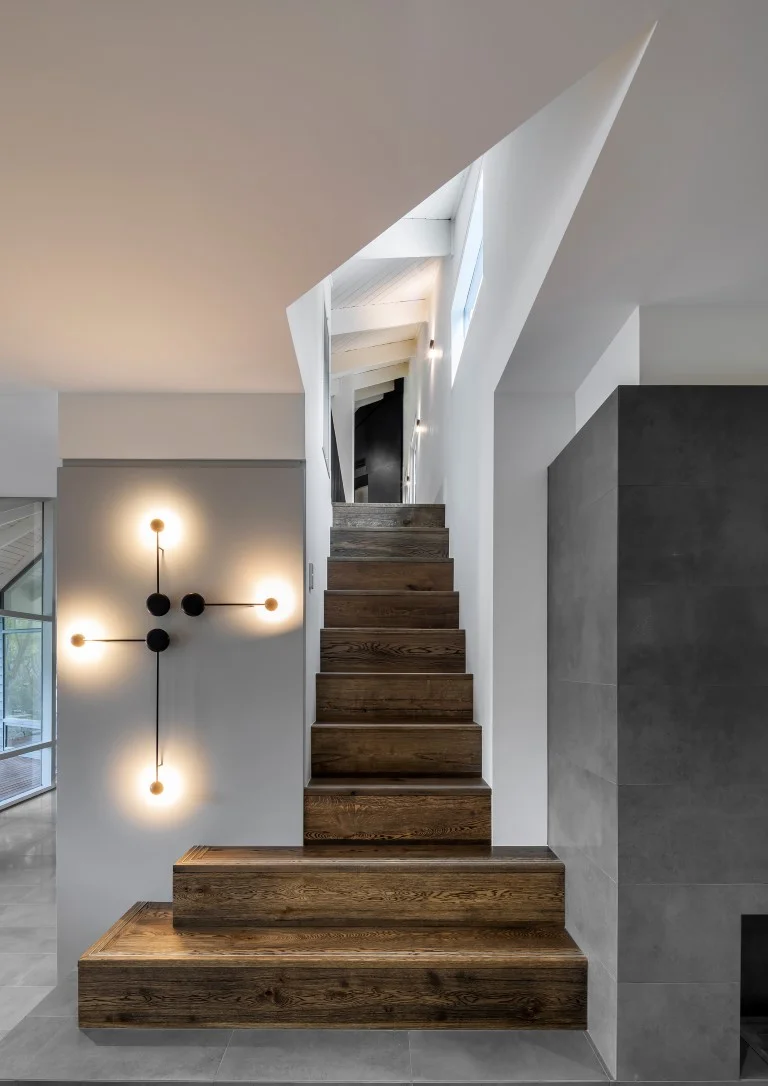 3316-resaltsadds_number35_BLACK RABBIT_AaronCitti_09 (Medium).jpg