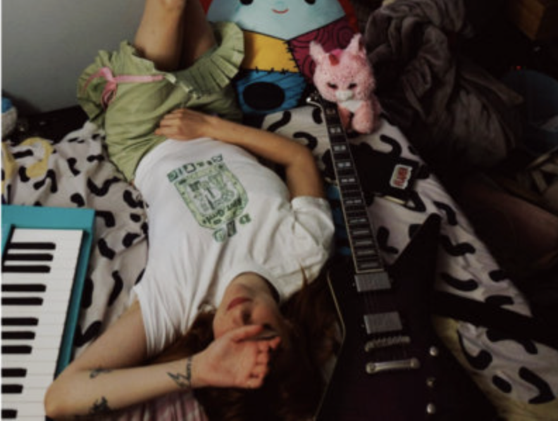 Riot Grrrl Doll Green T-Shirt