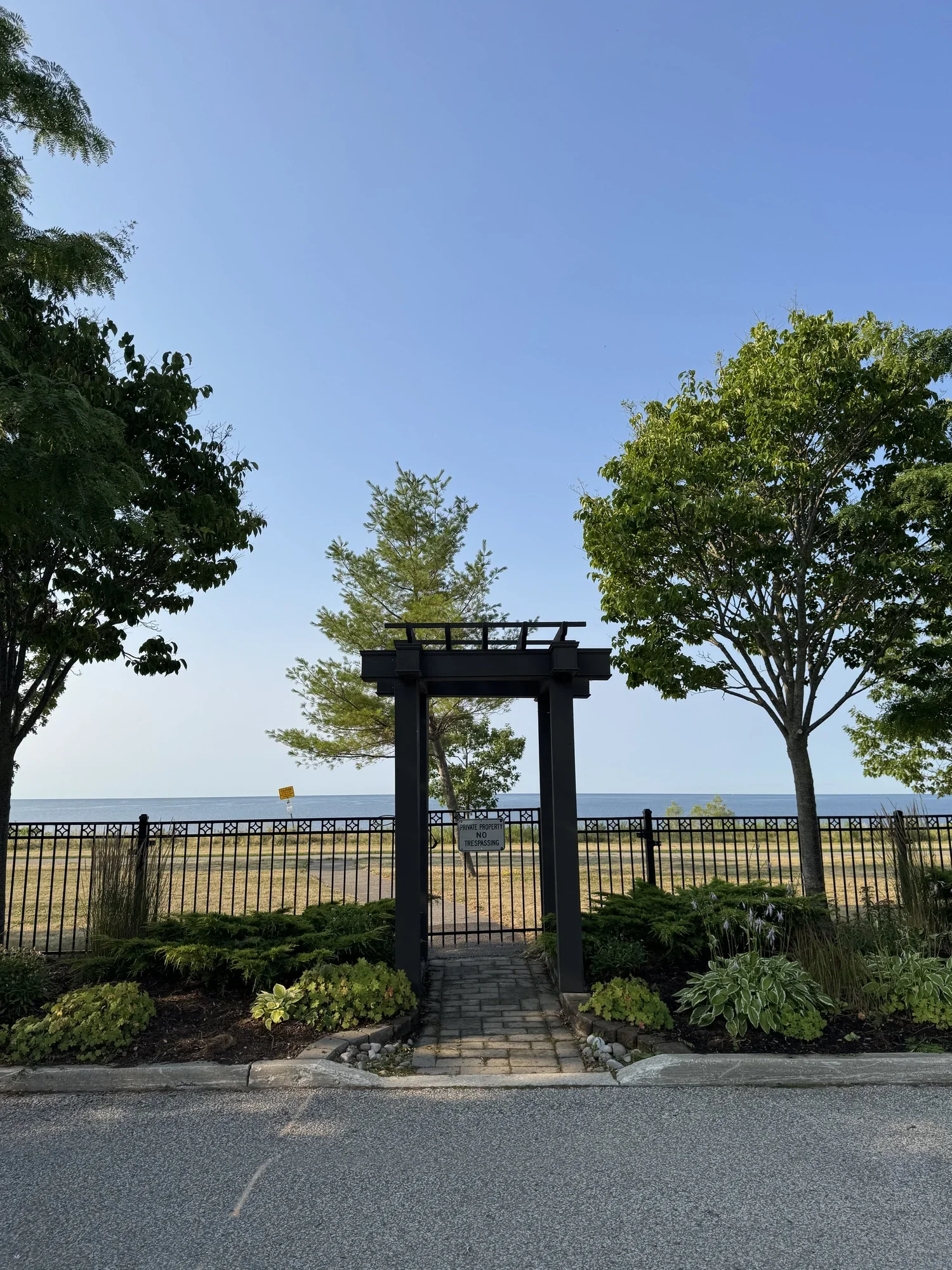 OAK&CROWN: COMMERCIAL TREE PRUNING&CARE /2025