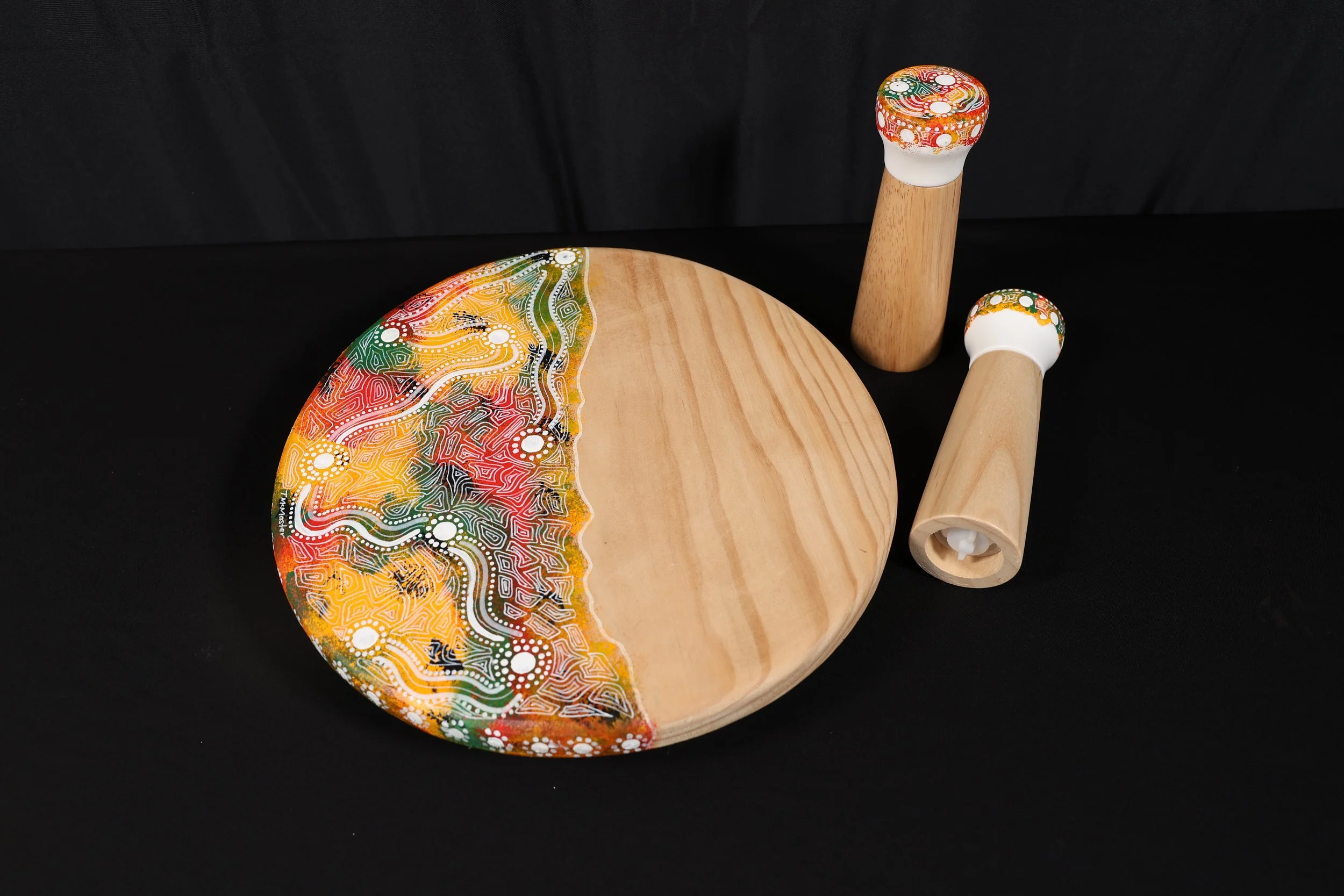 KW0011 small Lazy Suan with S&P Shakers