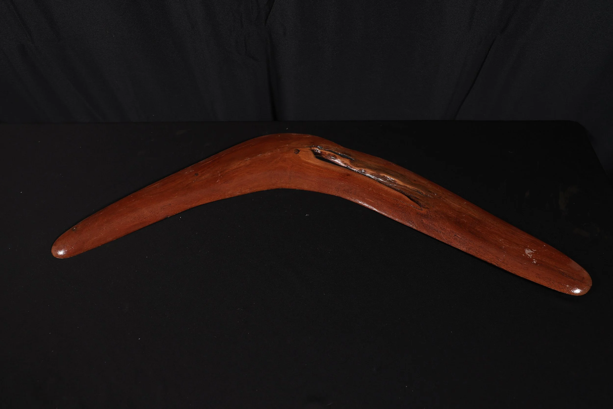 BC016 Boomerang with Hole