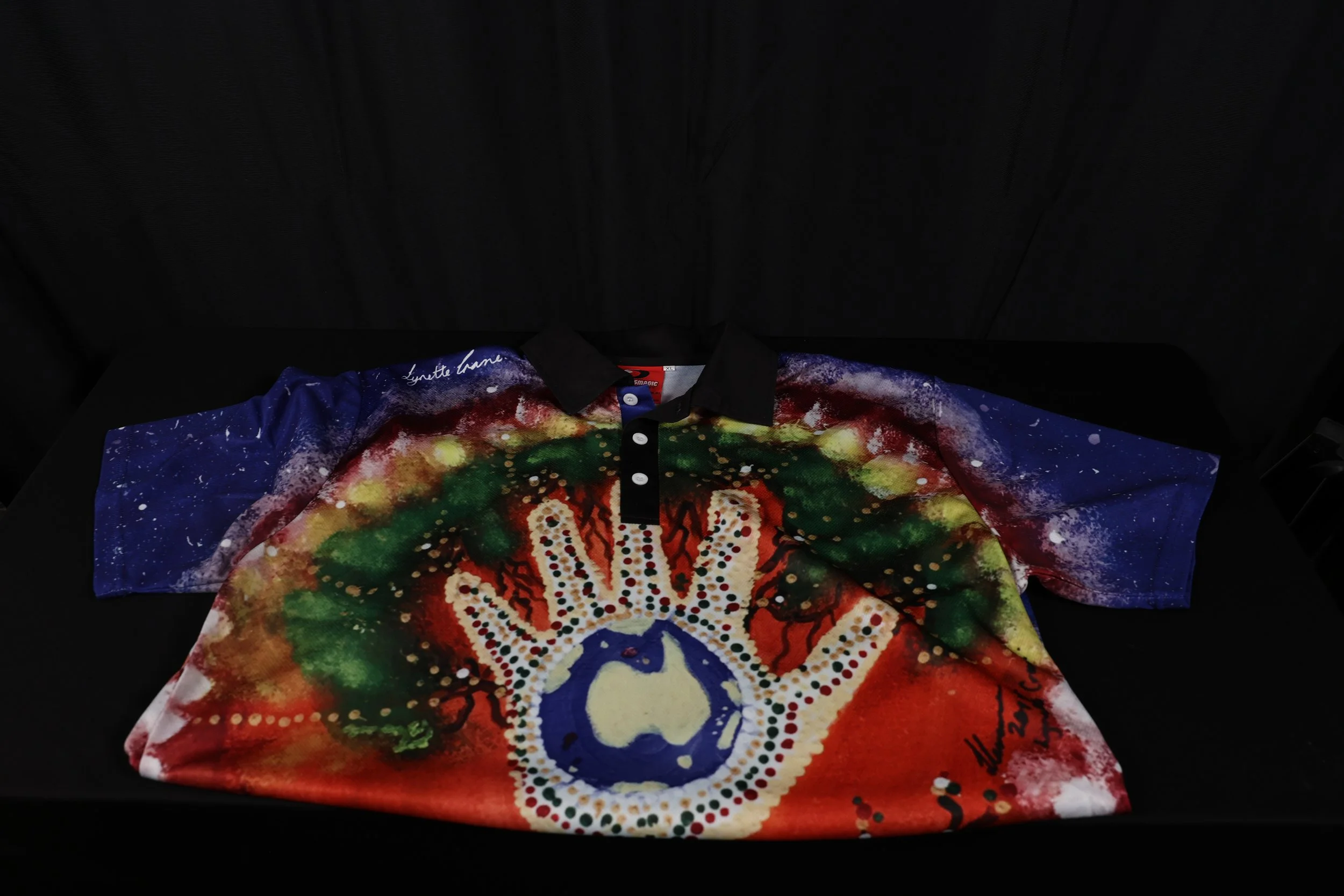 CL005 Handprint T-shirt