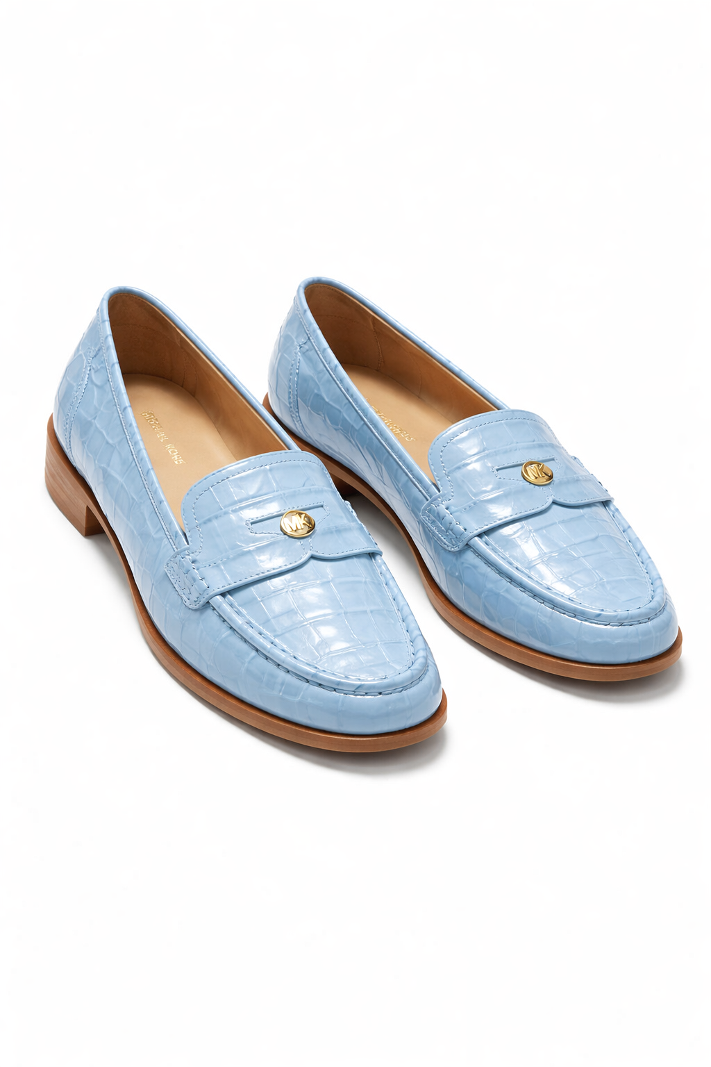 how+to+dress+sky+blue+loafers+with+jeans+for+women.png