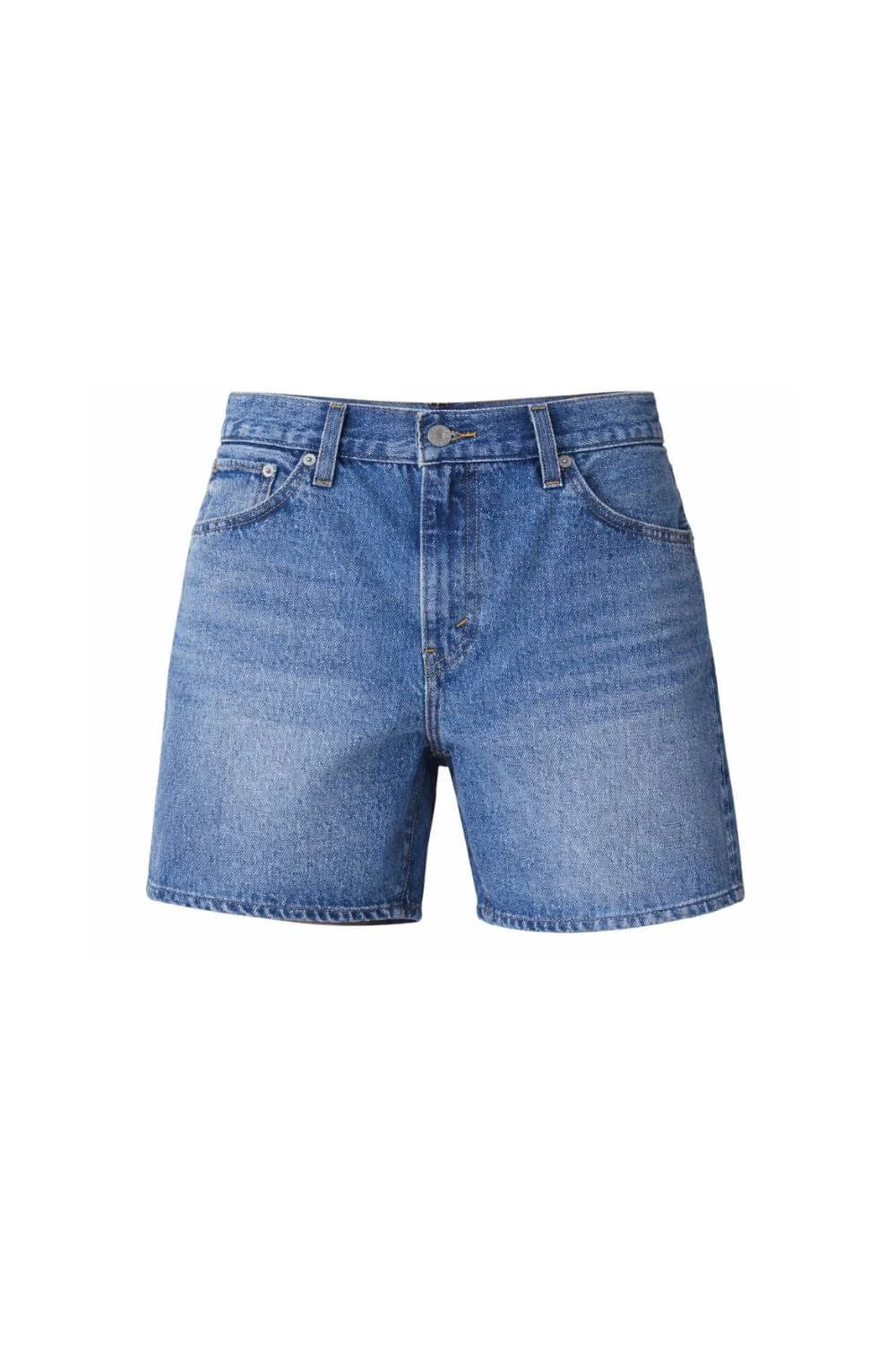 womens spring outfit ideas loose fitting shorts.jpg