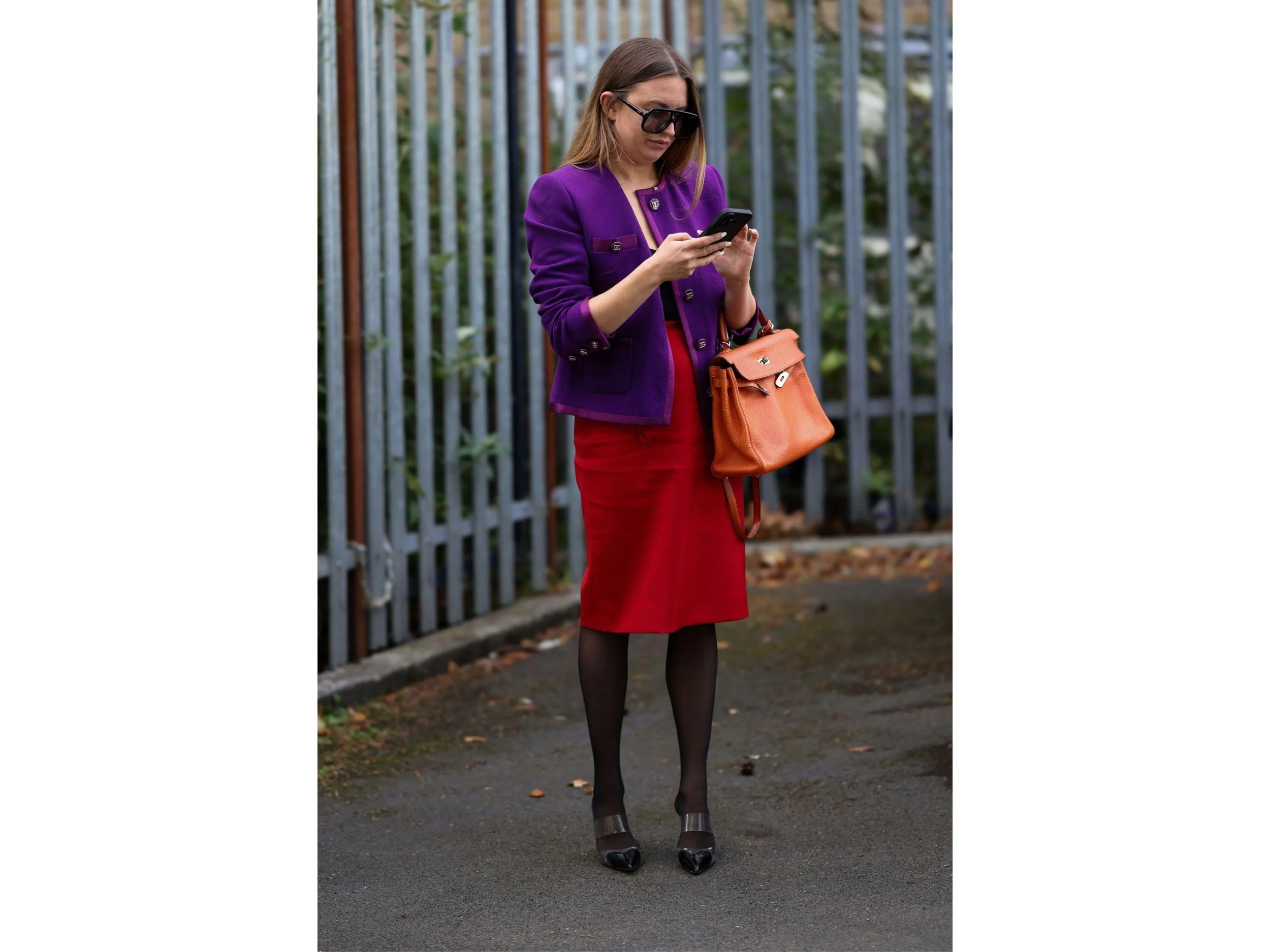 fall-2026-purple-red-color-clashing-street-style.jpg .jpg