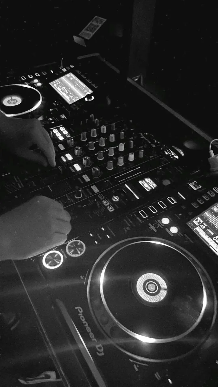 Professional DJ Services