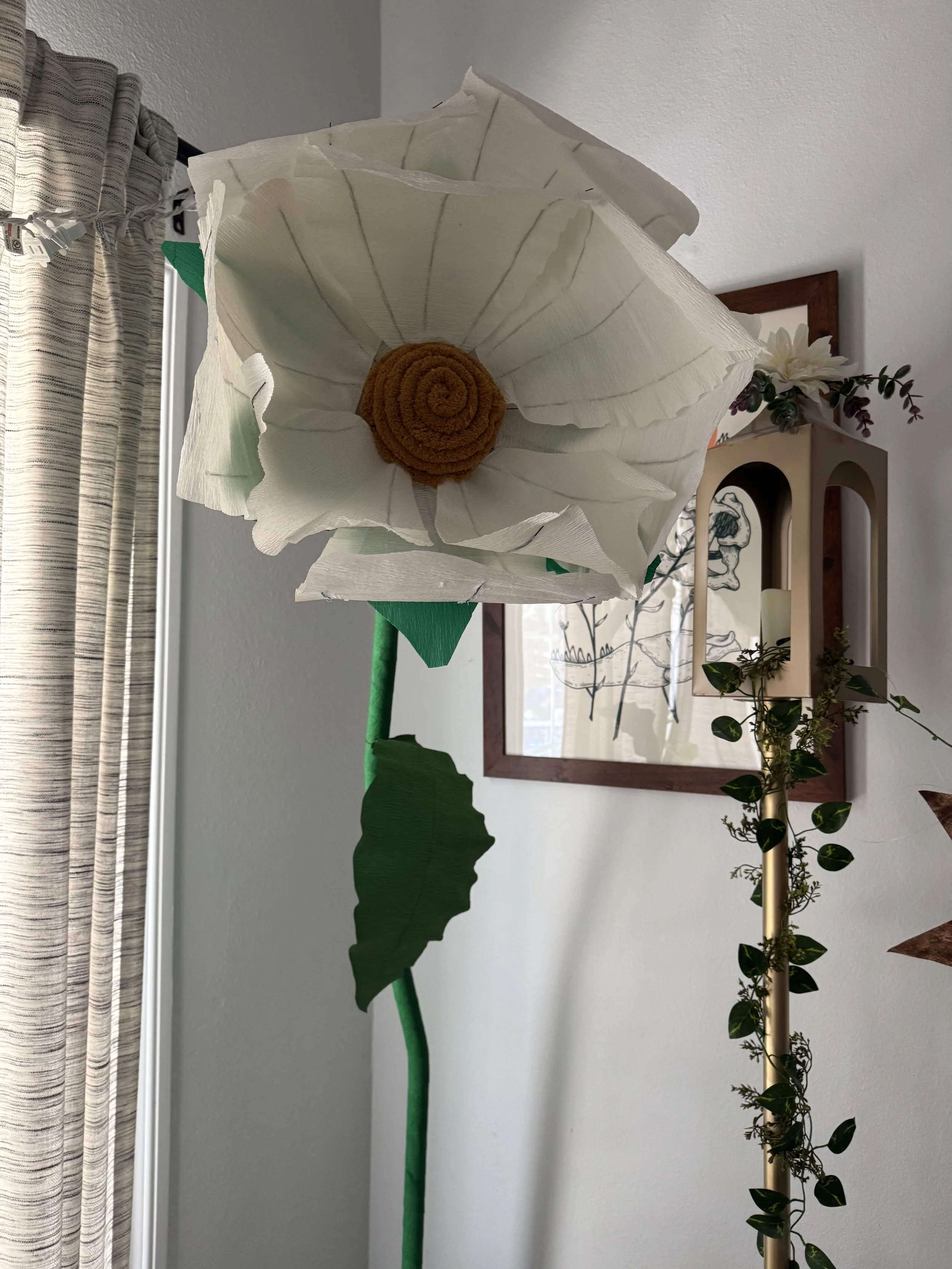 giant-white-flower.jpg