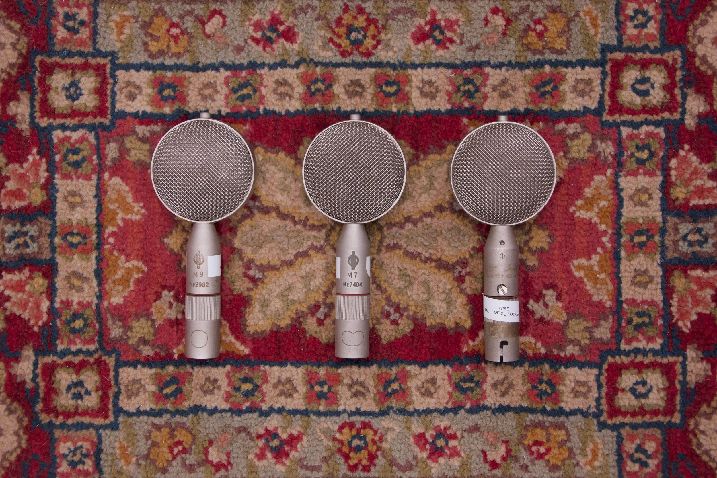 Neumann M7 (x2) and M9