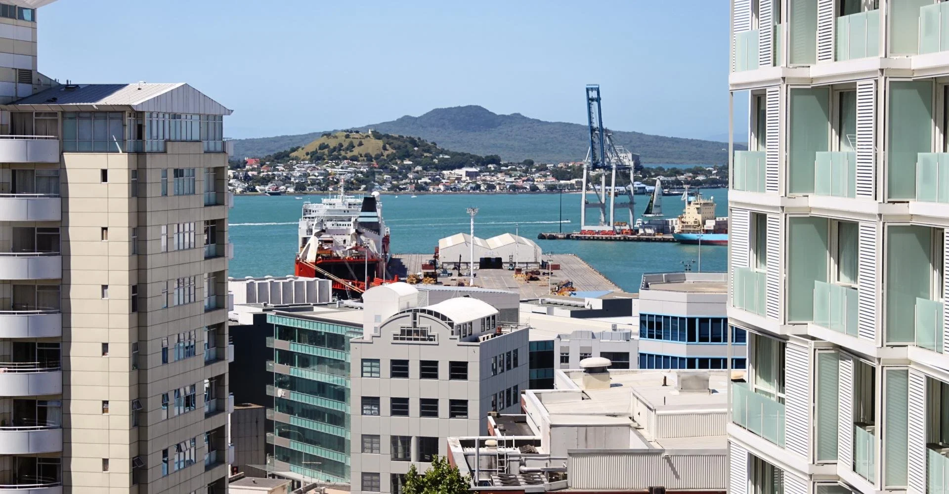 Auckland Commercial Painting look city view