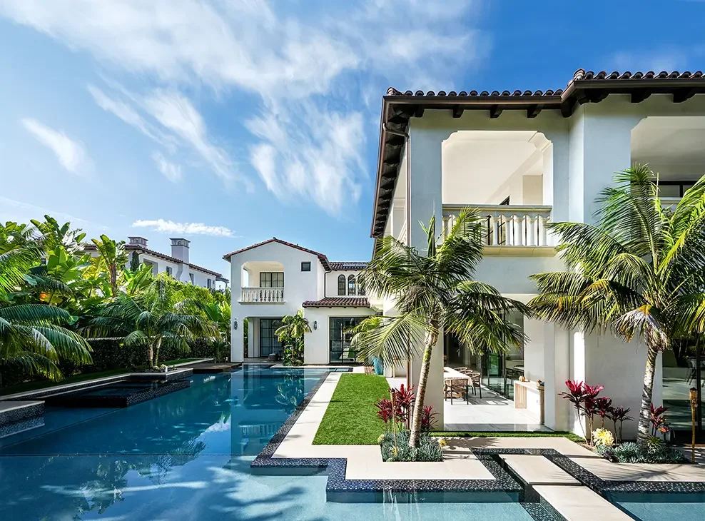 Sur House by JH2 Architects