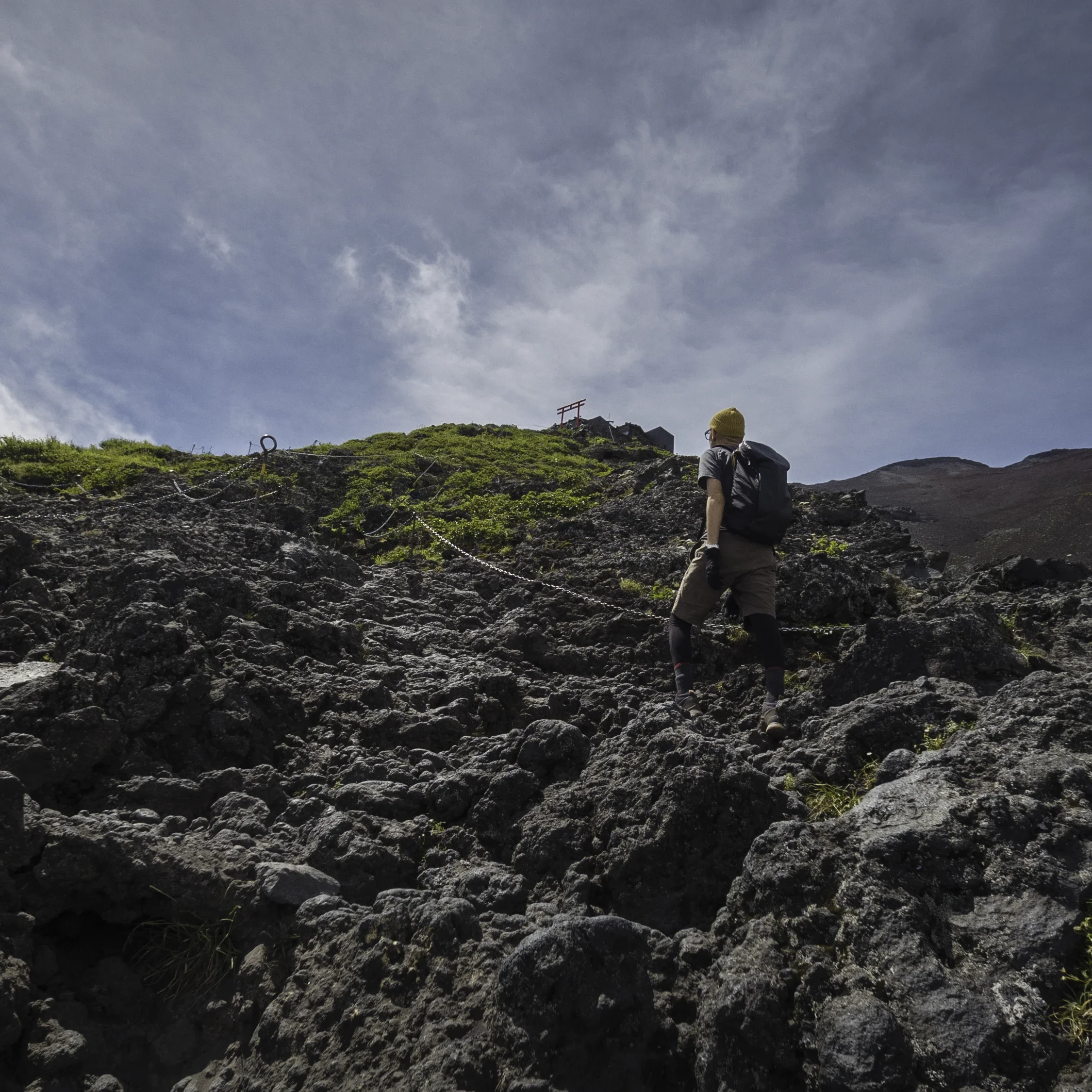 Climb Mount Fuji 05.webp