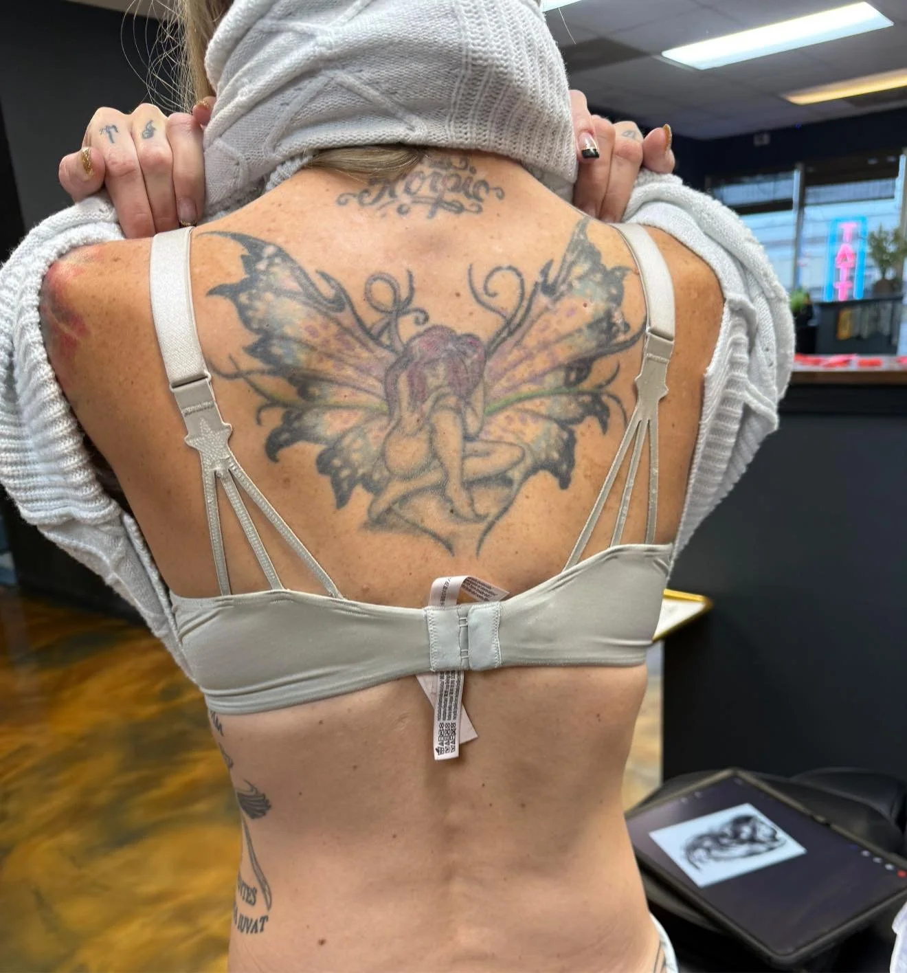 And just like that another mistake removed from my life, tysm Crystal Hays you have no idea what this piece represents to me 🙏🫶