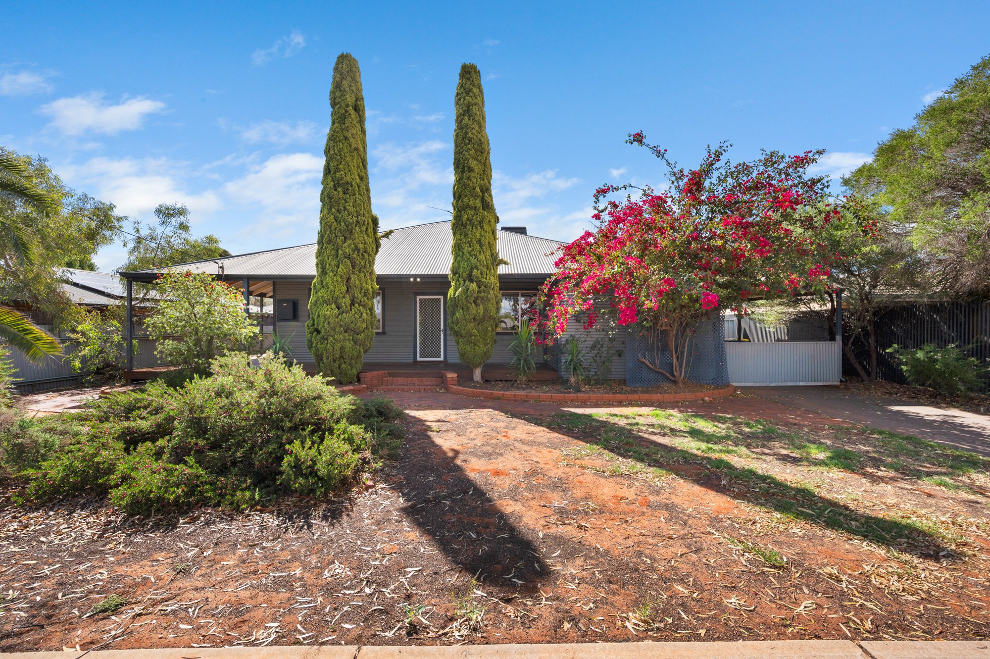 140 Campbell Street