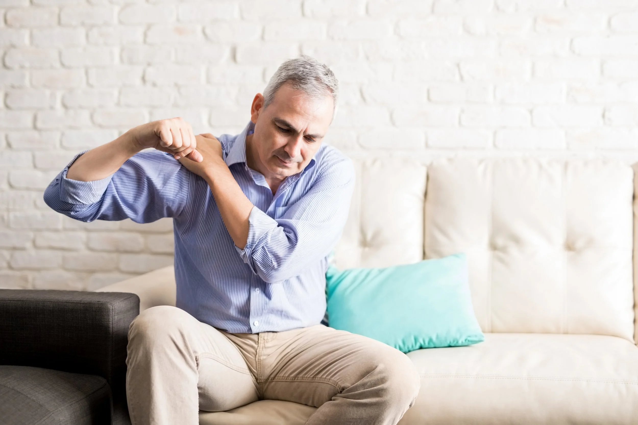 5 Everyday Pains You Shouldn't Ignore After 50