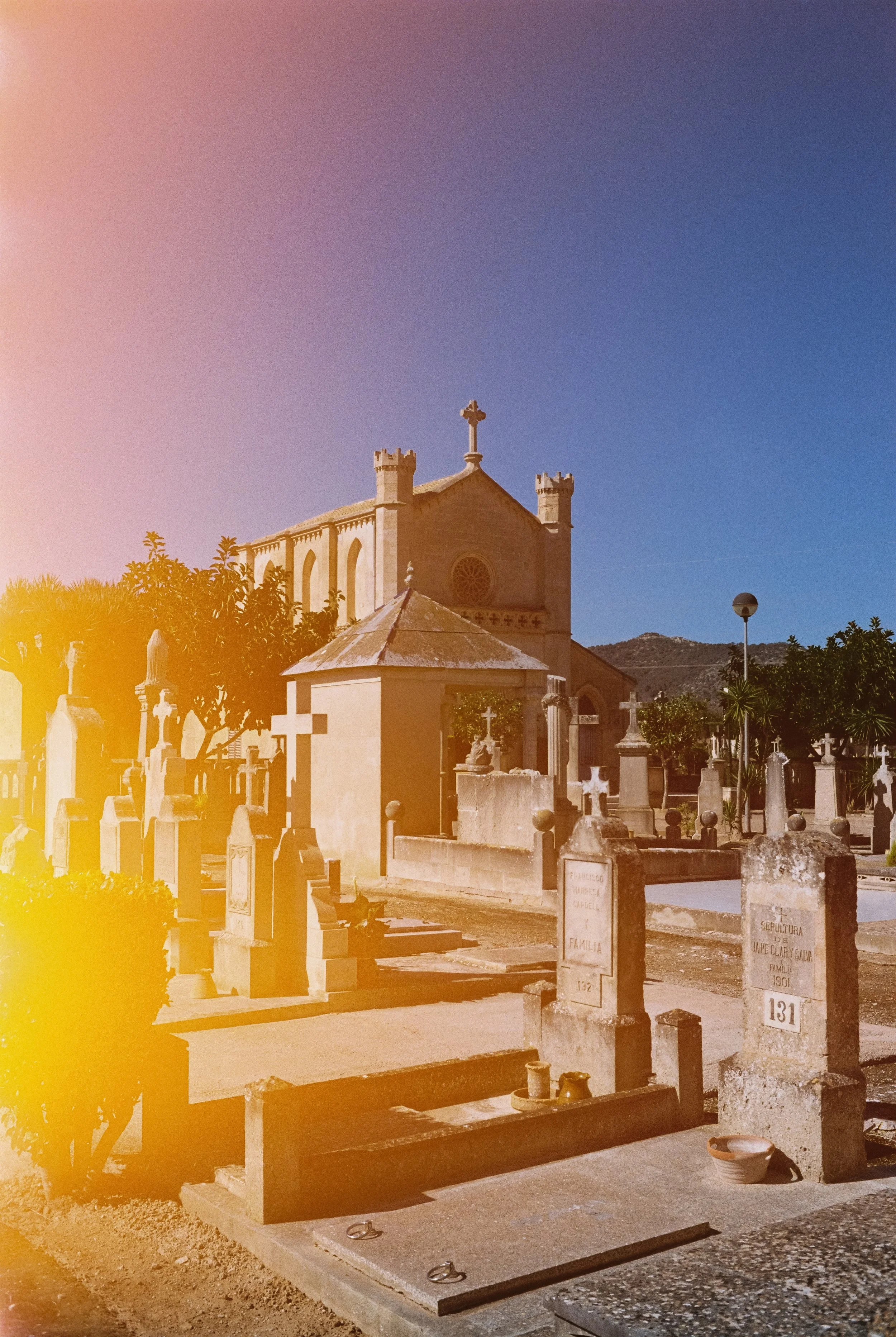 R1-08079-032A.jpg