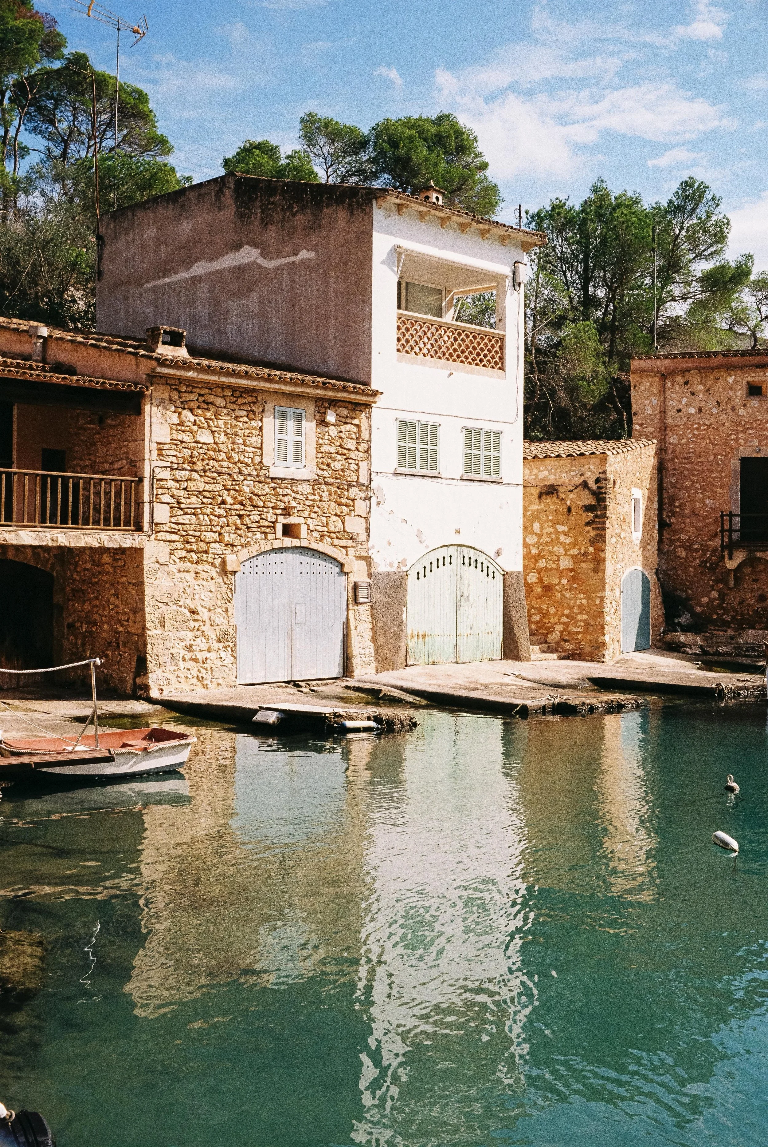 WhatsApp Image 2025-10-28 at 21.15.46 (1).jpeg