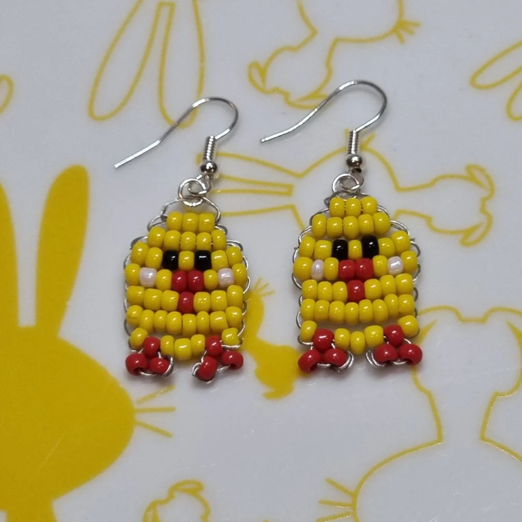Little chicken beaded earrings