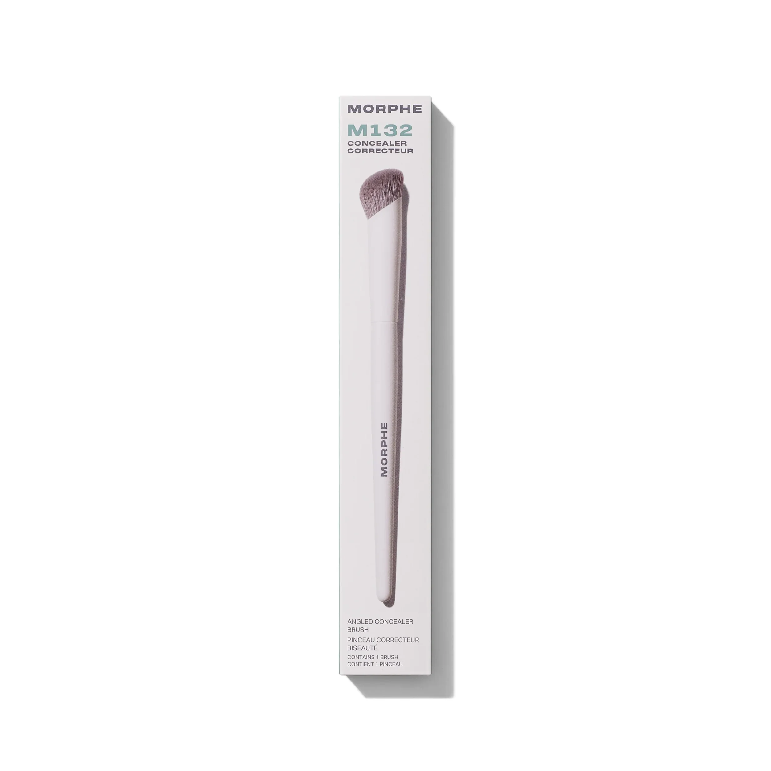 M_BrushesRelaunch_AngledConcealerBrush_M132_PDP_Secondary.jpg.webp