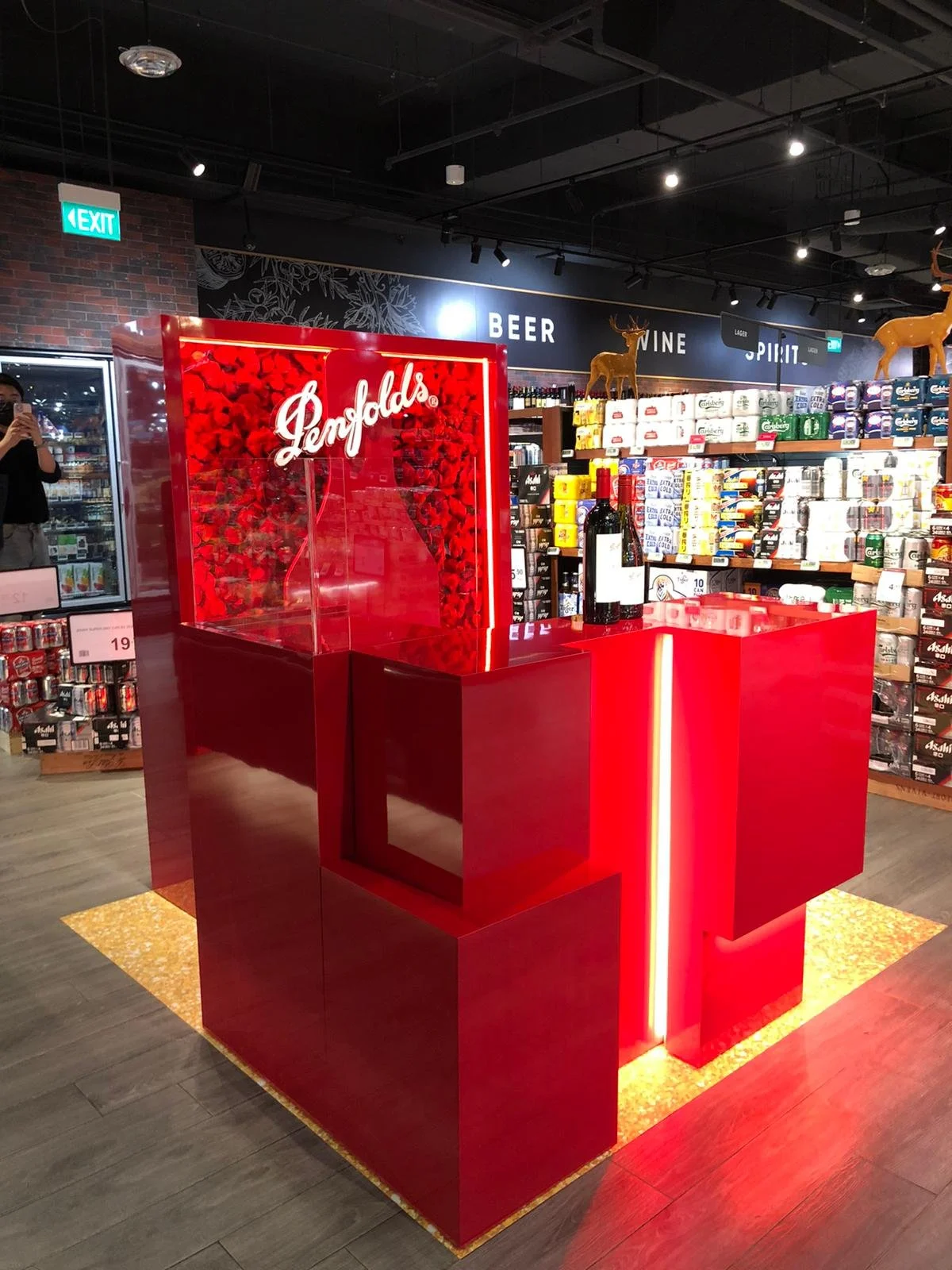 PHOTO-2021-12-01-09-44-36 2.jpg