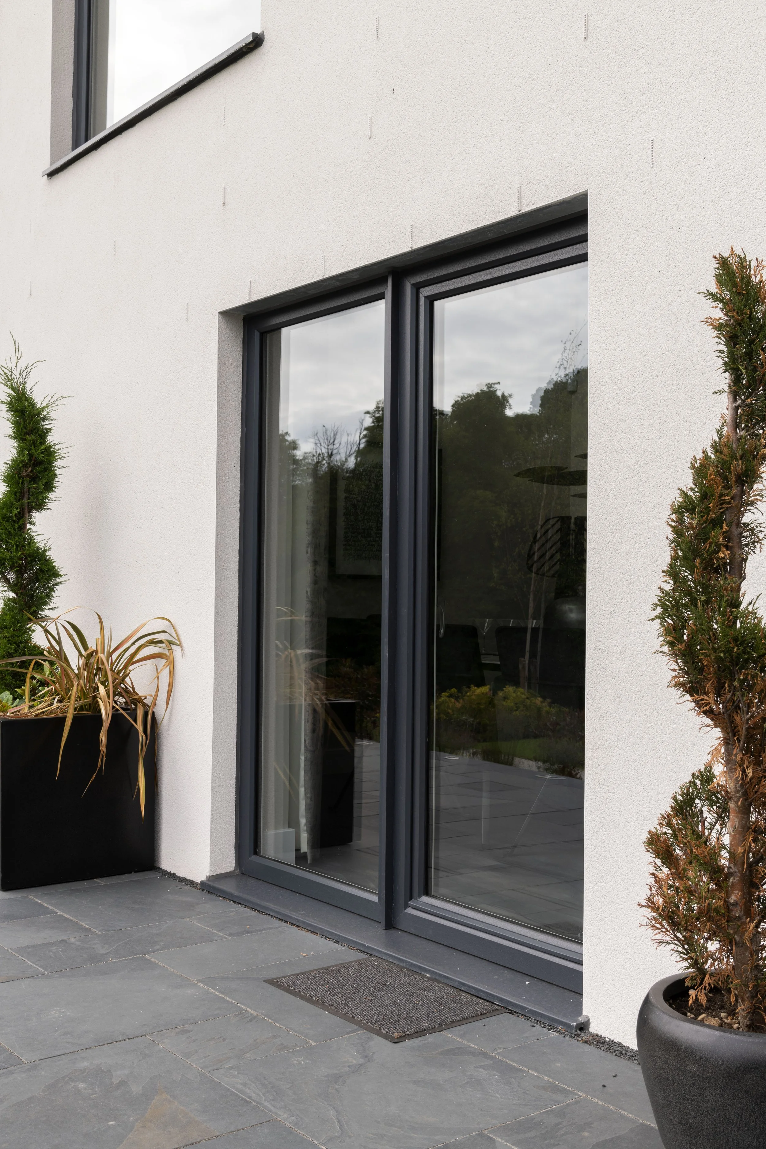 Sliding door_grey_cala.jpg