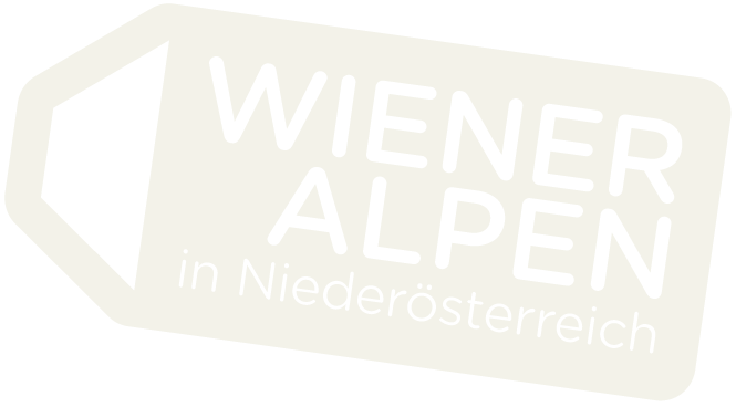 Ein Schild mit der Aufschrift "Wiener Alpen in Niederösterreich"