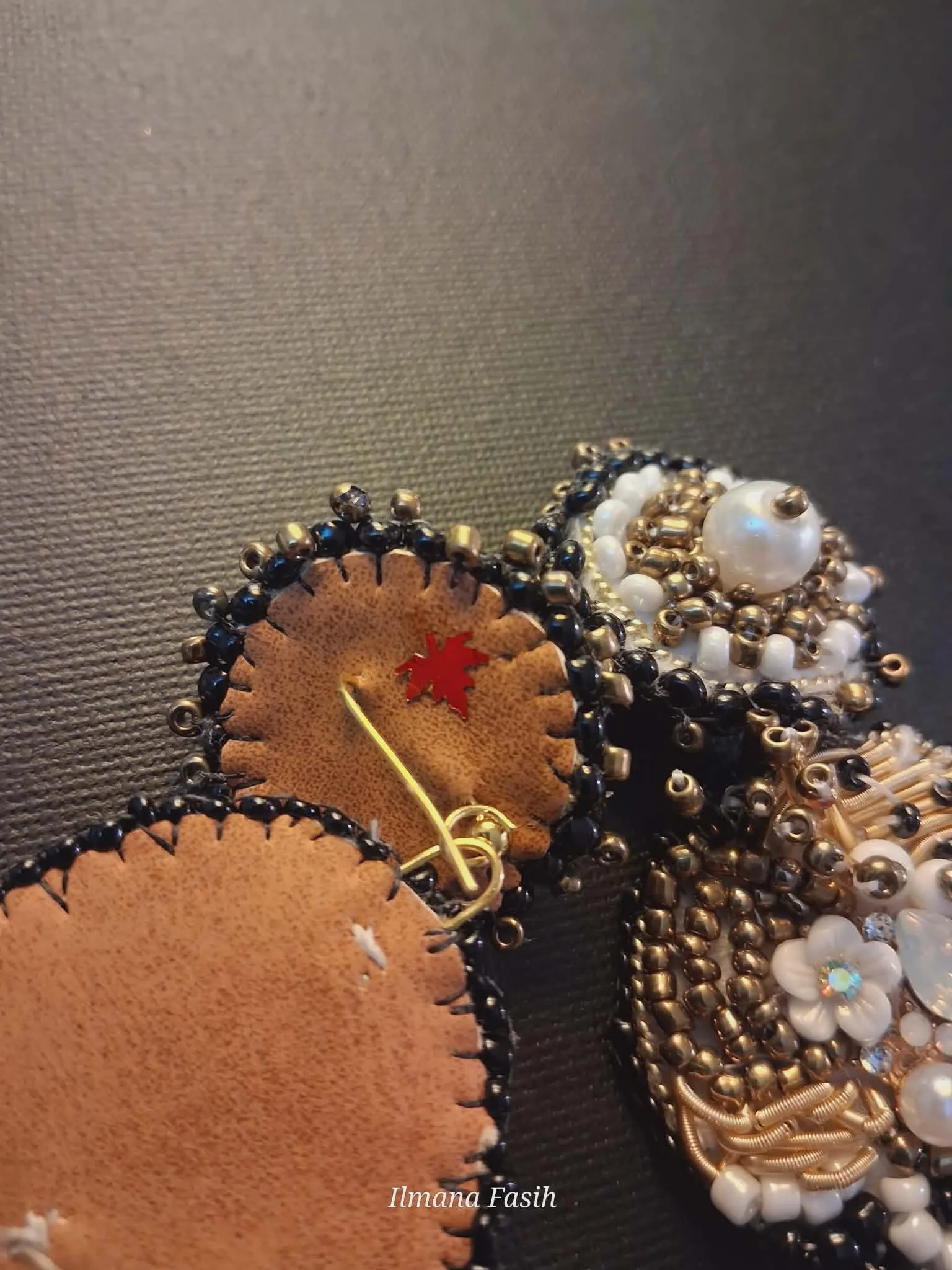 Black Gold beads 1.jfif