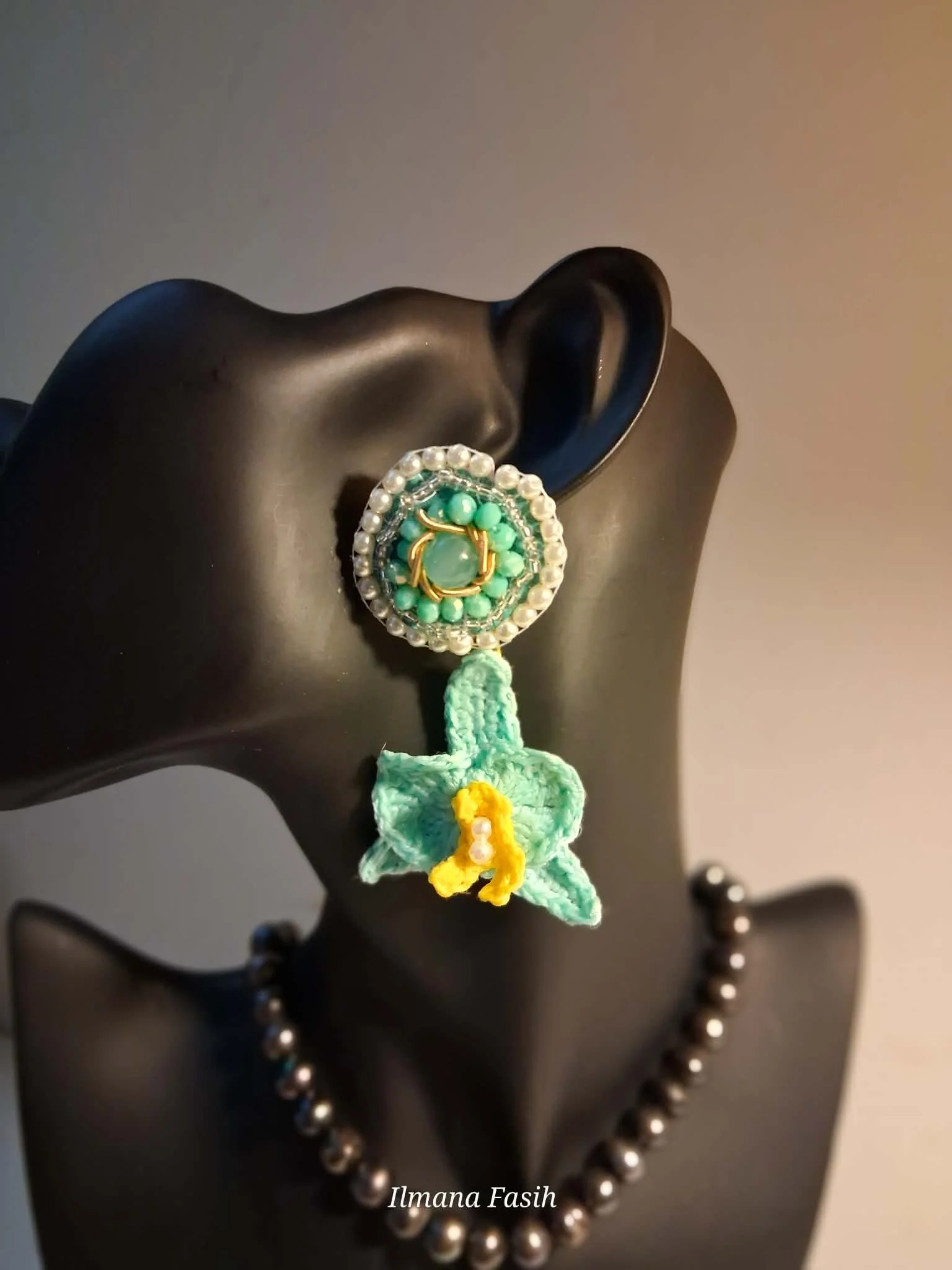 Orchid Aqua Yellow.jfif