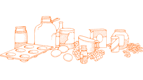 Verschiedene Lebensmittel und Flaschen auf einer Theke, darunter Säfte, Milch, Eier und Kekse.