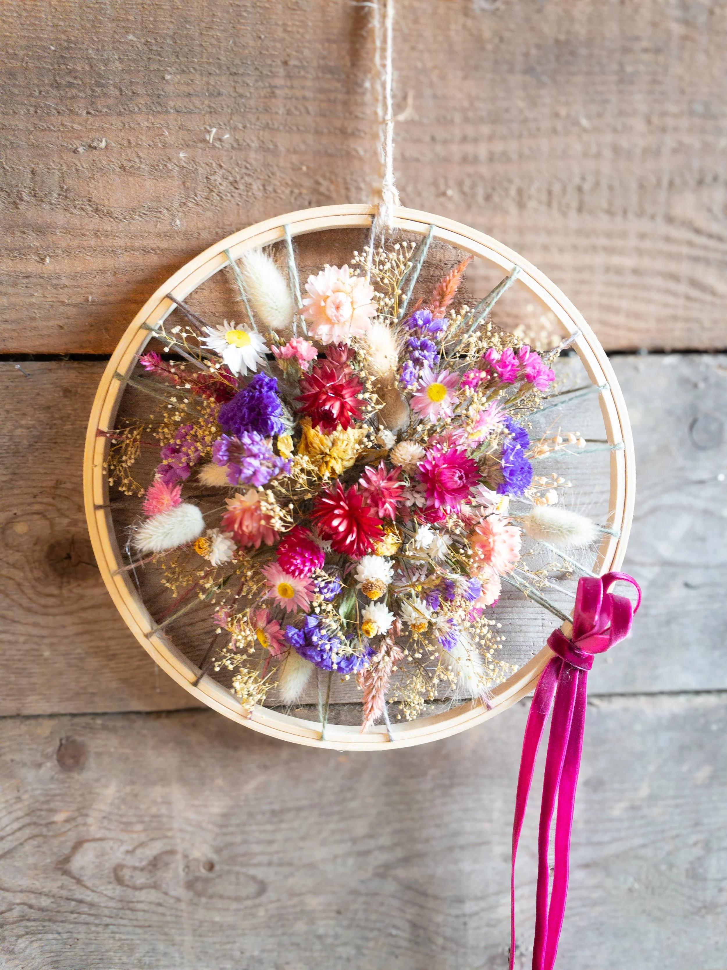 Trockenblumen-Arrangement