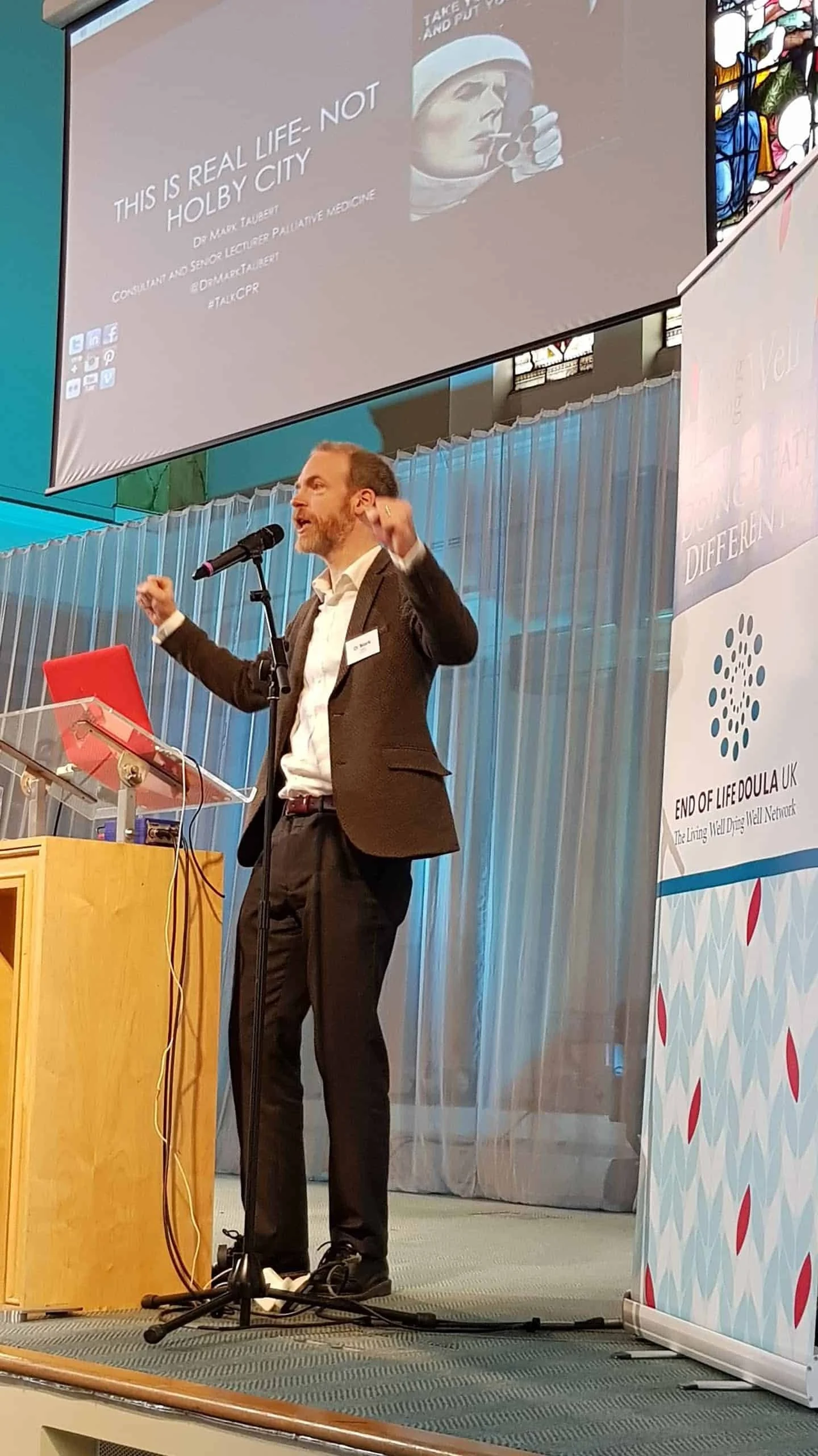 Dr Mark Taubert
